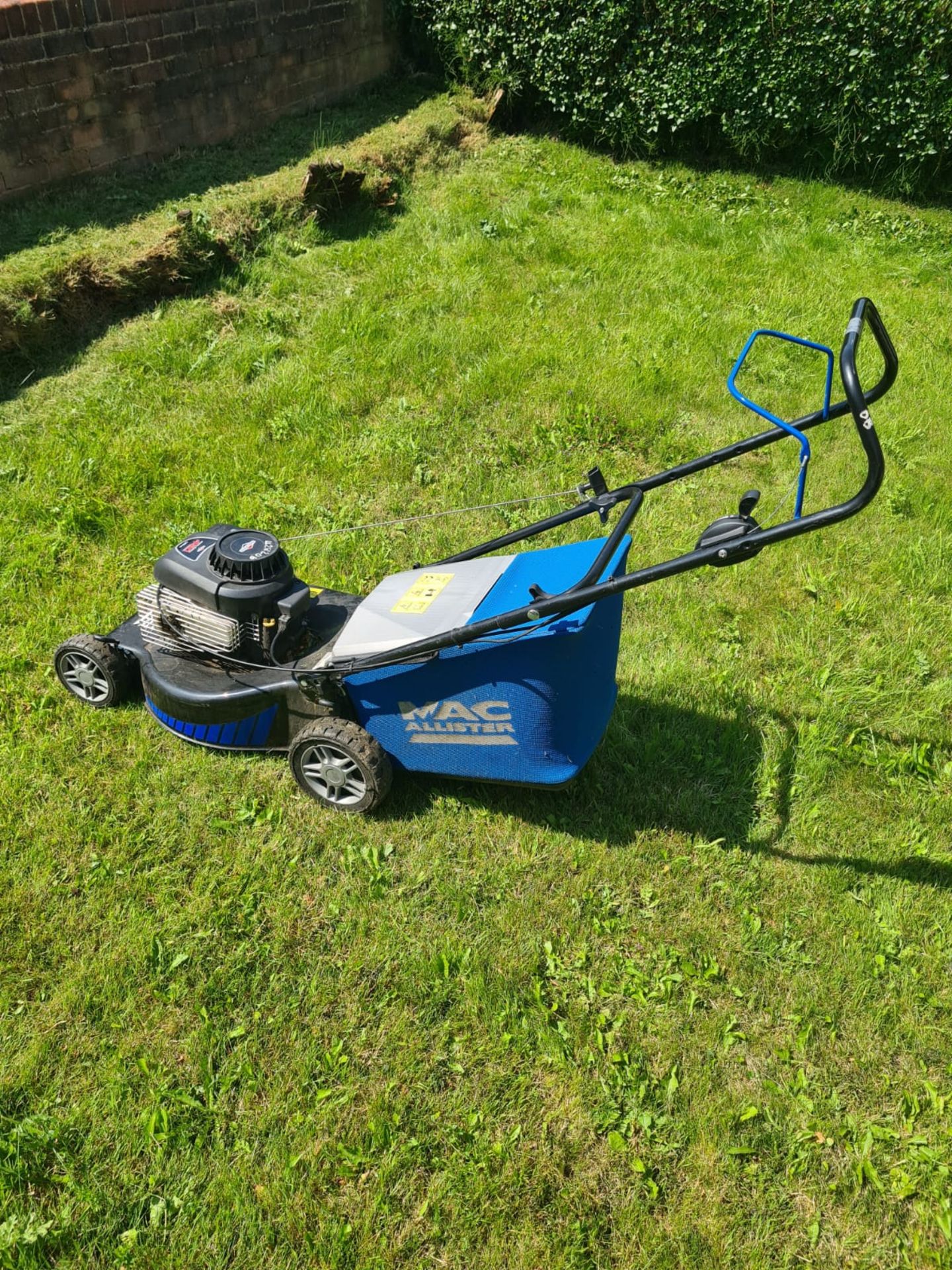 MAC ALLISTER 46hp PETROL MOWER, IN WORKING ORDER *NO VAT* - Bild 3 aus 3