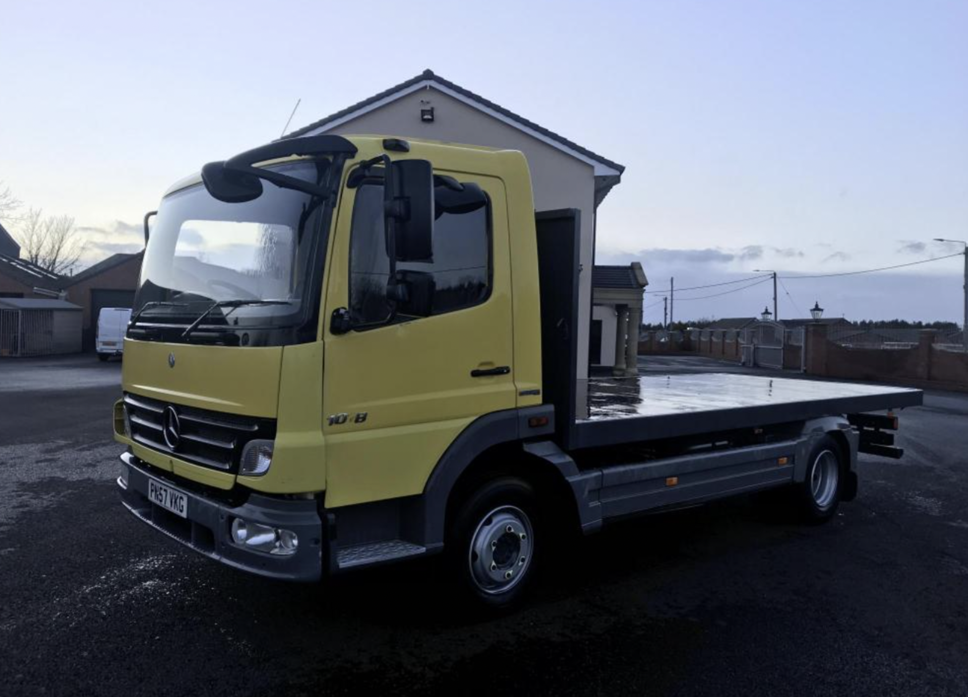 2008 MERCEDES ATEGO 1018 10ton 17ft FLAT BED TRUCK, AUTO, GOOD CONDITION, 445.000km *PLUS VAT* - Image 2 of 12