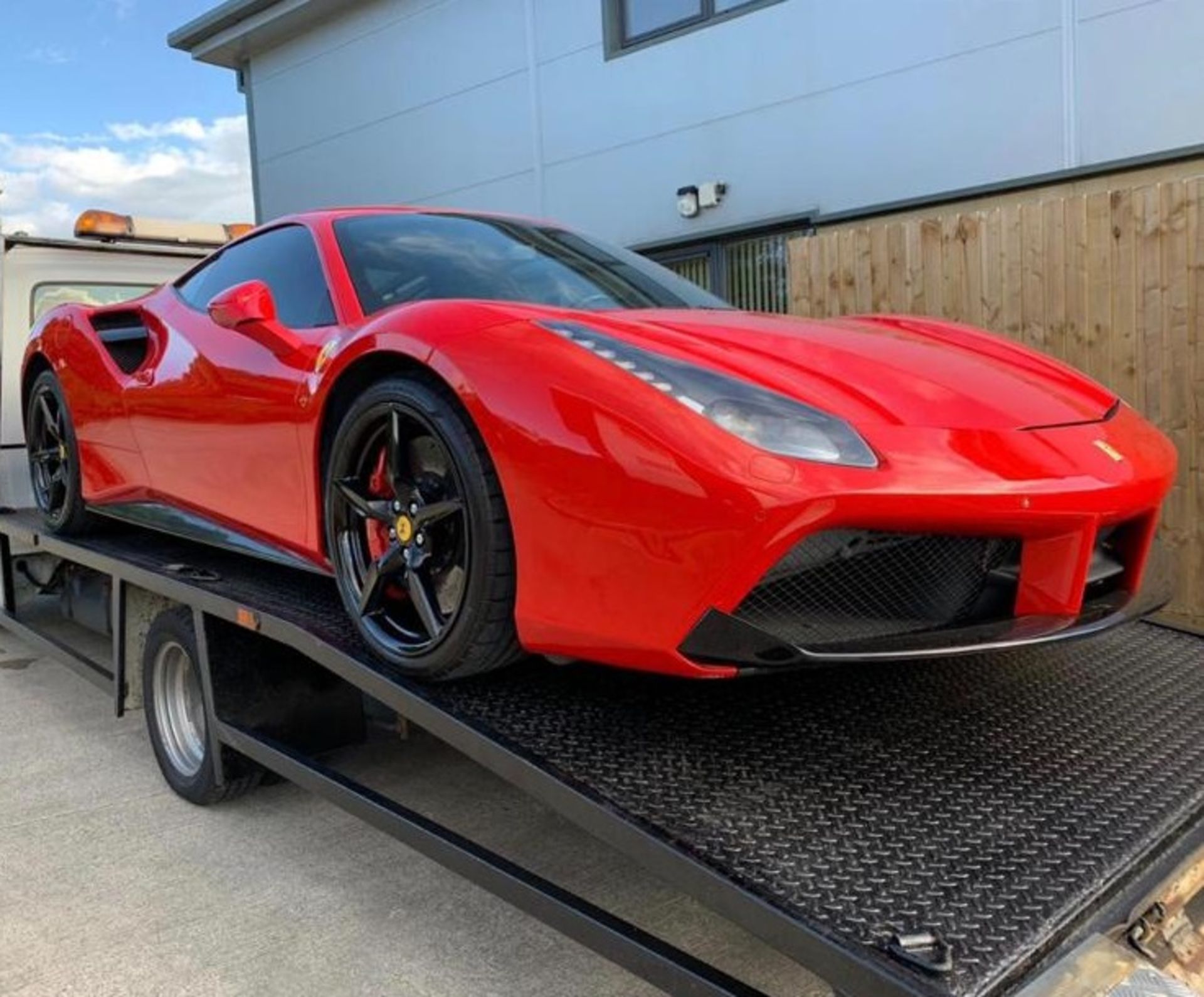 2016 FERRARI 488 GTB 2DR RED COUPE, PETROL, AUTOMATIC, 11K MILES, LEFT HAND DRIVE *NO VAT* - Bild 13 aus 23