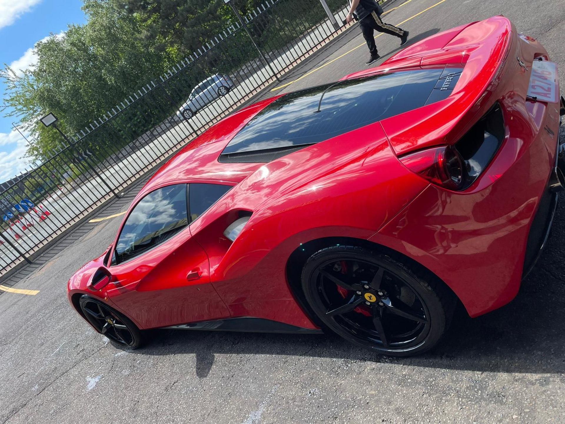 2016 FERRARI 488 GTB 2DR RED COUPE, PETROL, AUTOMATIC, 11K MILES, LEFT HAND DRIVE *NO VAT* - Bild 2 aus 23