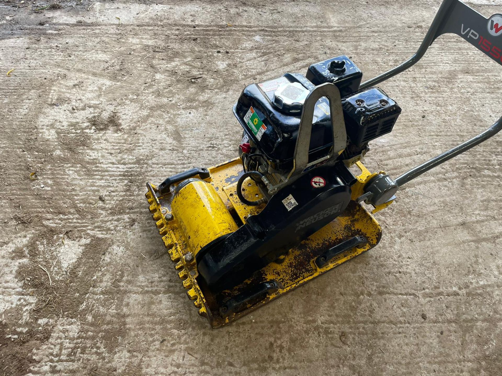 2018 WACKER NEUSON VP1550 PETROL WACKER PLATE, RUNS AND VIBRATES, HONDA GX160 ENGINE *NO VAT* - Image 3 of 8