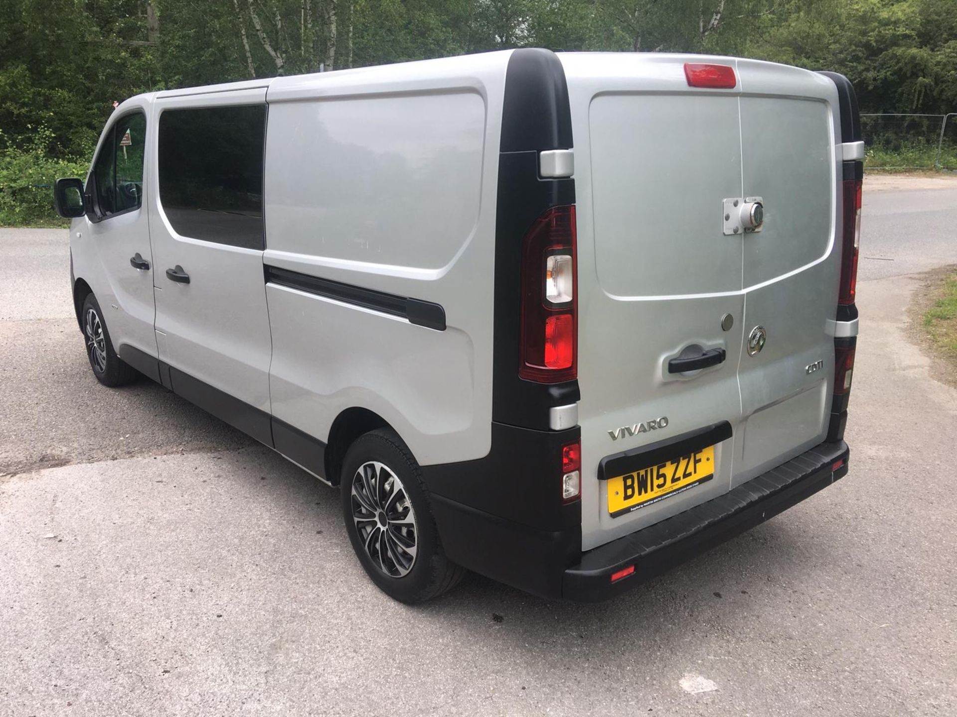 2015 VAUXHALL VIVARO 2900 CDTI GREY PANEL VAN, 1.6 DIESEL ENGINE, 101,011 MILES *NO VAT* - Image 6 of 25