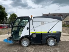 60 PLATE (2010) JOHNSTON ROAD SWEEPER, RUNS WORKS AND SWEEPS WELL, LOW HOURS ONLY 2159 *NO VAT*