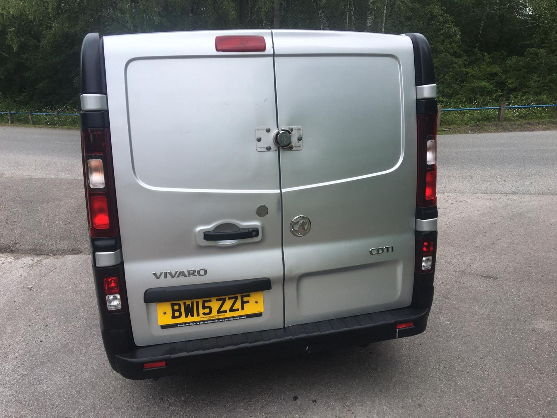 2015 VAUXHALL VIVARO 2900 CDTI GREY PANEL VAN, 1.6 DIESEL ENGINE, 101,011 MILES *NO VAT* - Image 7 of 25