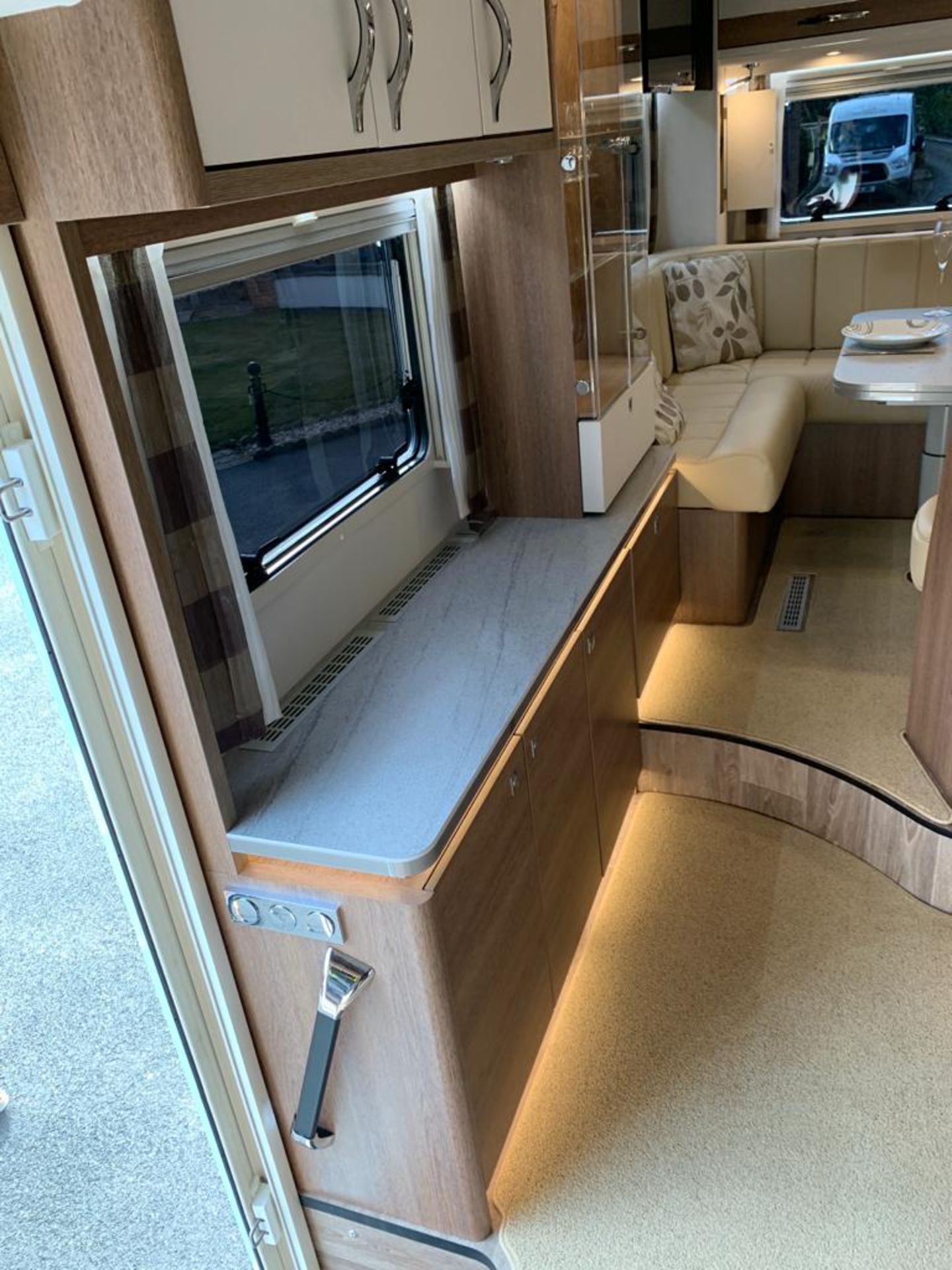 2017 DETHLEFFS GRAND ALPA MOTOR HOME / CARAVAN, 2287cc DIESEL, AUTO only 9k miles warranted *NO VAT* - Image 21 of 33