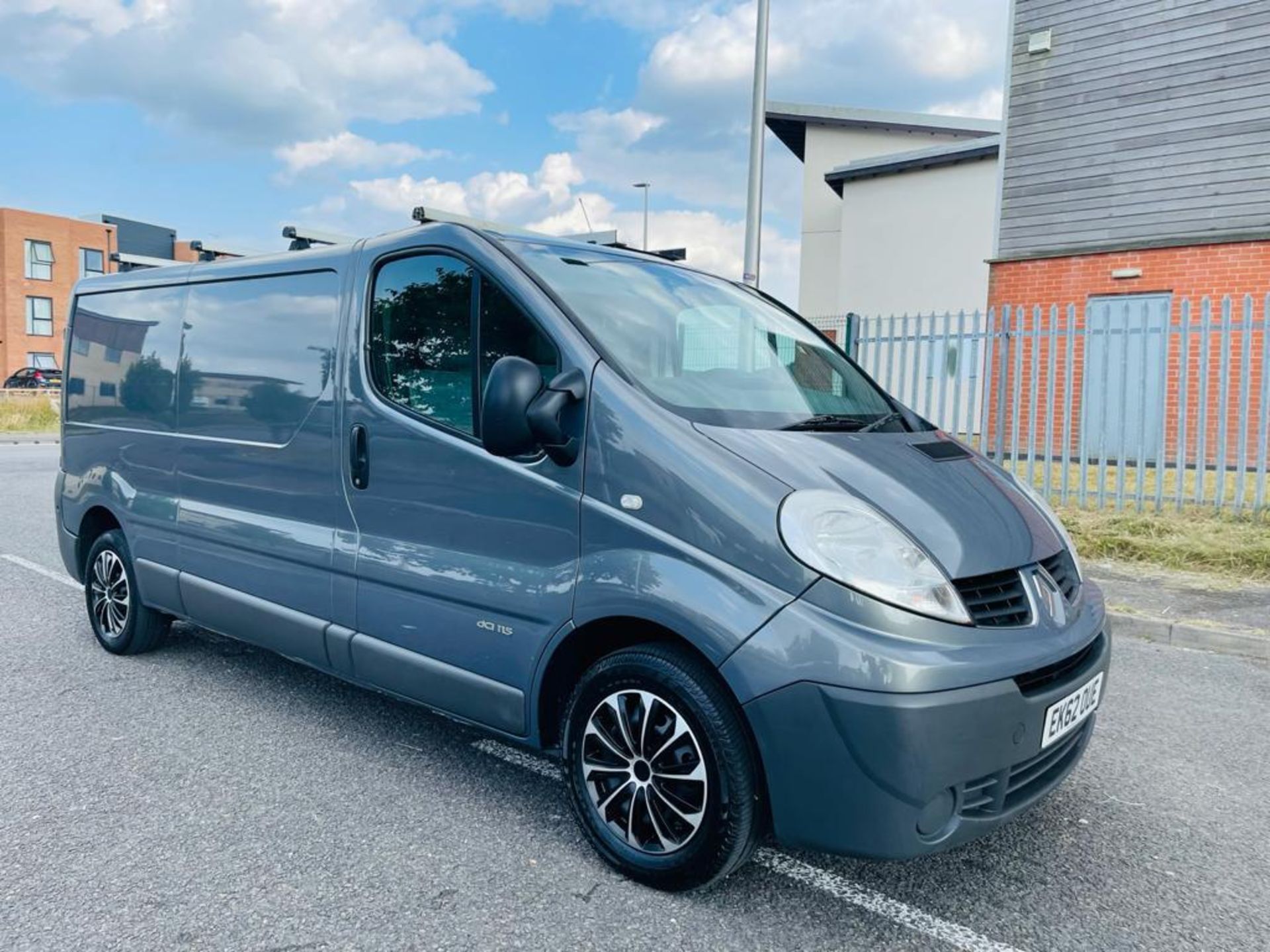 2012 RENAULT TRAFIC LL29 DCI GREY PANEL VAN, 2.0 DIESEL, 102,060 MILES *NO VAT*