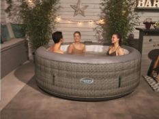 CLEVERSPA FLORENCE 6 PERSON RATTAN HOT TUB, 130 POWERFUL MASSAGING AIR JETS *NO VAT*