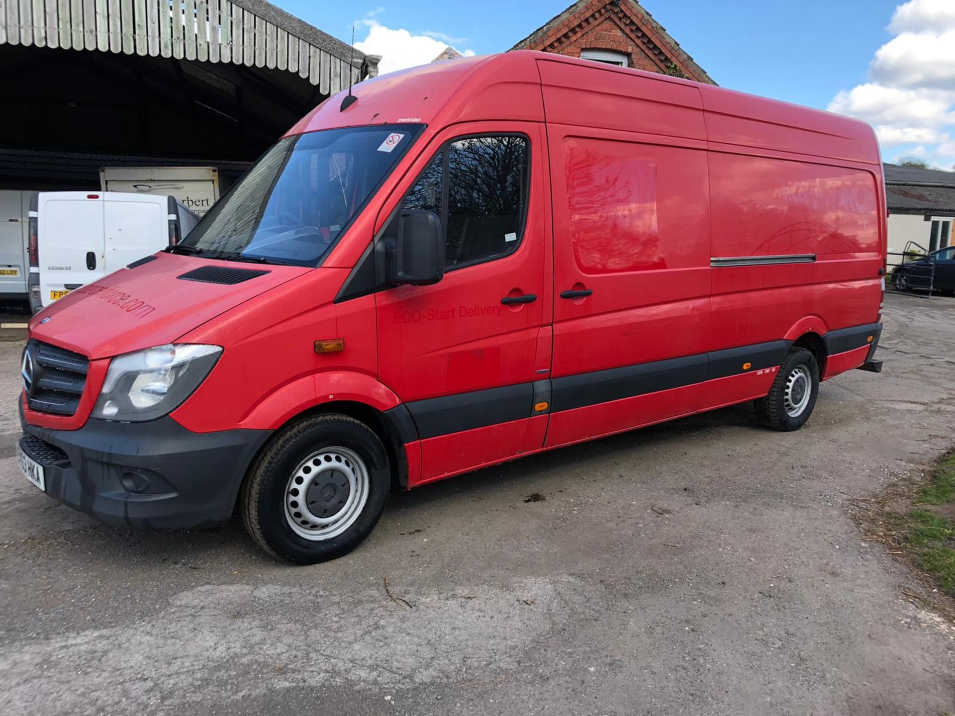 2013 MERCEDES-BENZ SPRINTER 310 CDI BLUE EFFICIENCY, DIESEL ENGINE, SHOWING 0 PREVIOUS KEEPERS - Image 3 of 12