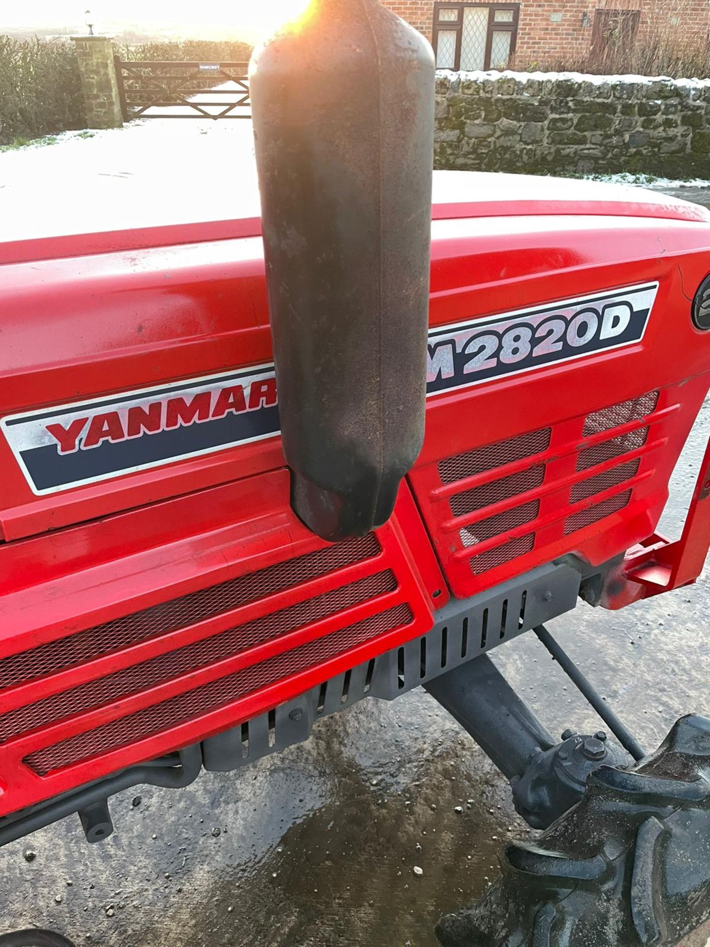YANMAR YM2820D TRACTOR, 4 WHEEL DRIVE, WITH ROTATOR, RUNS AND WORKS, 3 POINT LINKAGE *PLUS VAT* - Image 8 of 8
