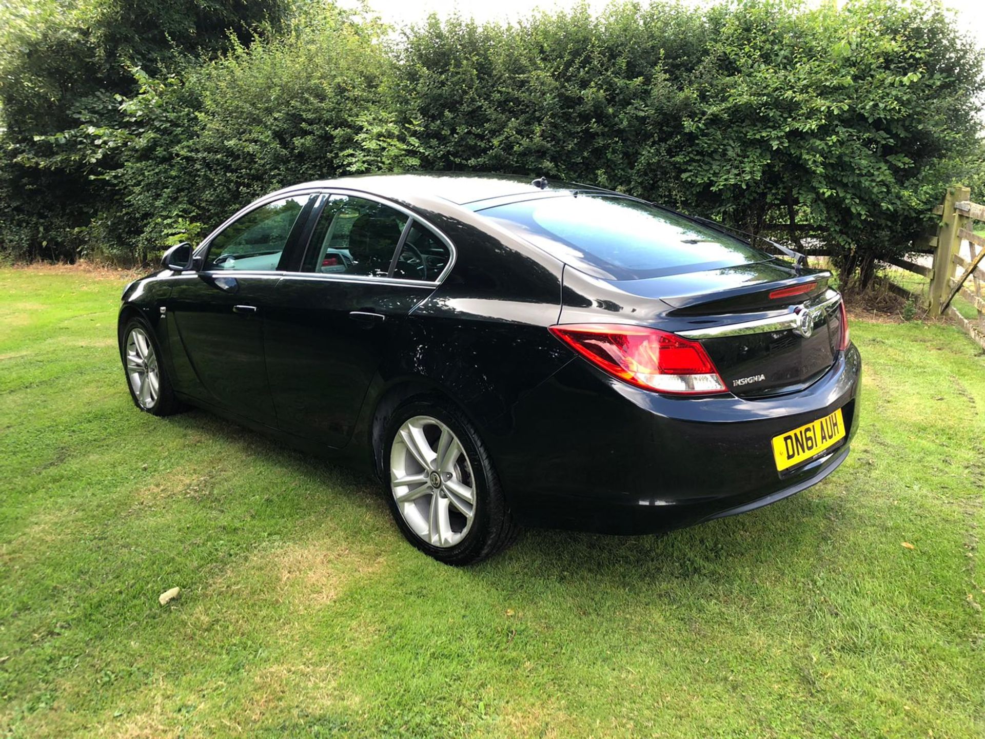 2011 VAUXHALL INSIGNIA SRI BLACK 5 DOOR HATCHBACK, 109,029 MILES WITH FSH, 1.8 PETROL *NO VAT* - Image 5 of 17