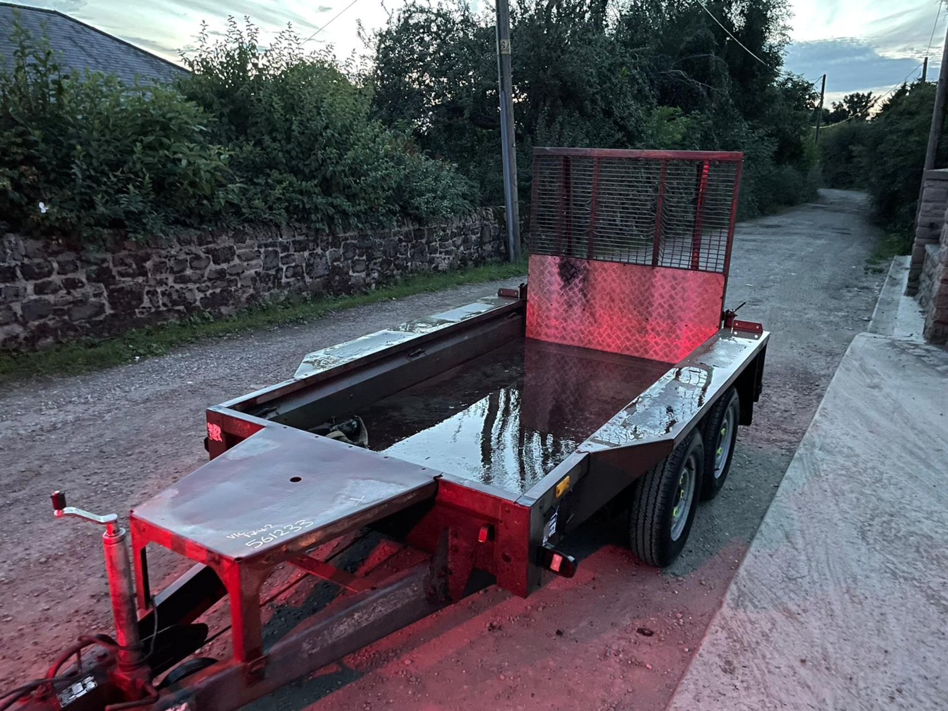 IFOR WILLIAMS GX84 2.7 TON TWIN AXLE PLANT TRAILER, GOOD SOLID FLOOR, GOOD TYRES, TOWS WELL *NO VAT* - Image 2 of 10