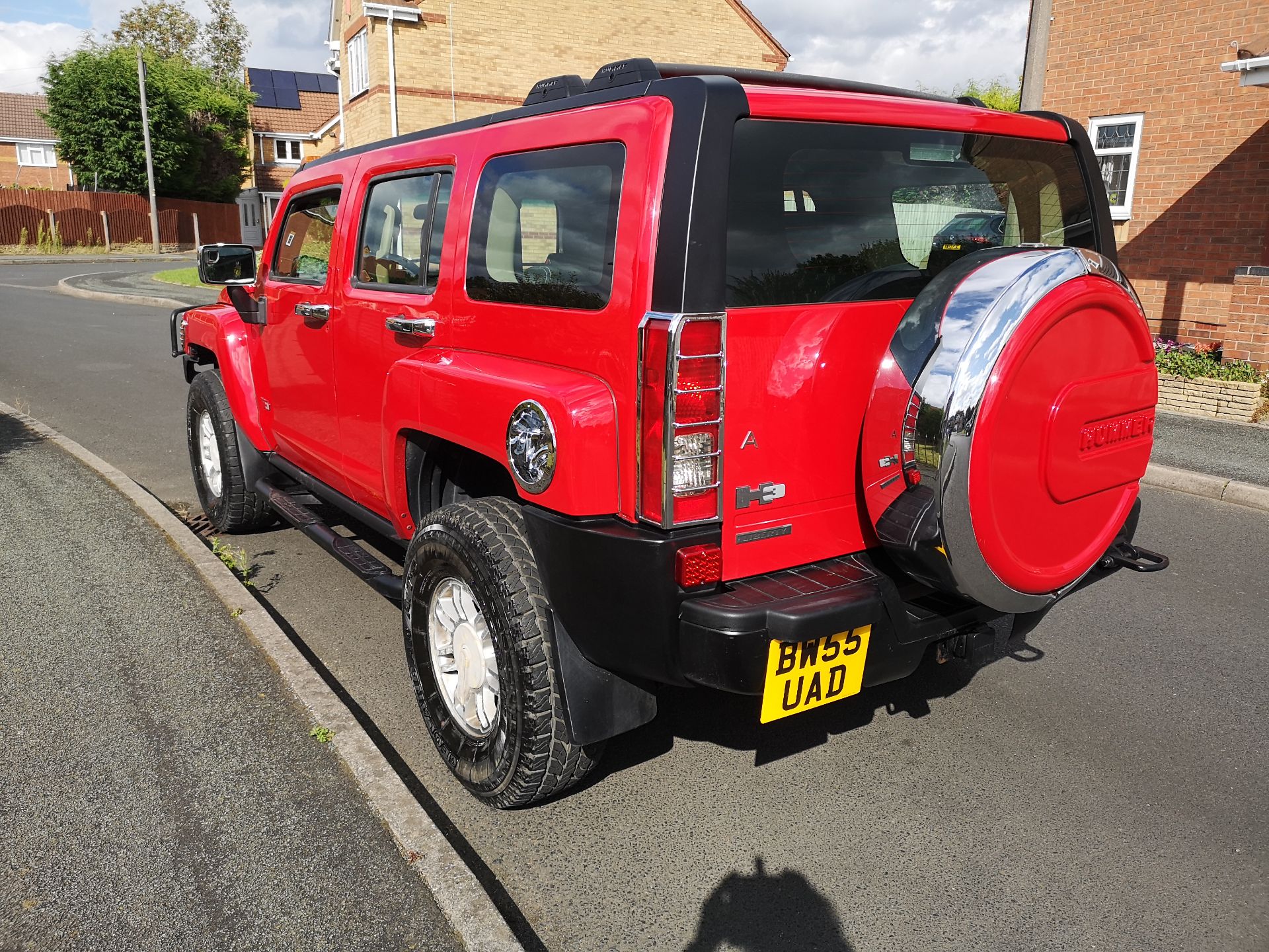 2006 RED HUMMER H3 4x4, 90,171 MILES, SAT NAV, SIDE STEPS AND BULL BARS *PLUS VAT* - Image 16 of 16