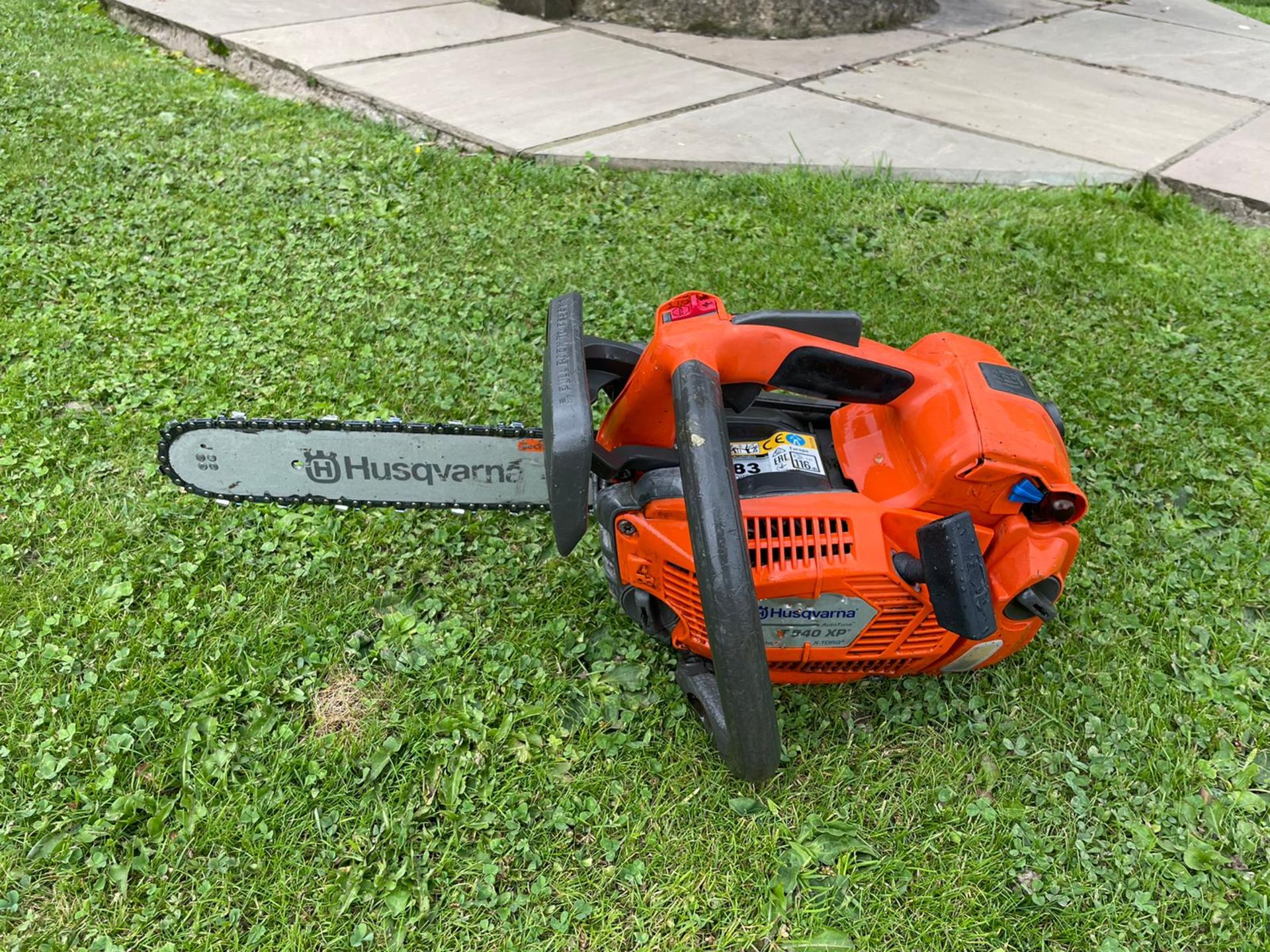 HUSQVARNA T540XP TOP HANDLE CHAINSAW, RUNS AND WORKS, 12" BAR AND CHAIN *NO VAT* - Image 4 of 6