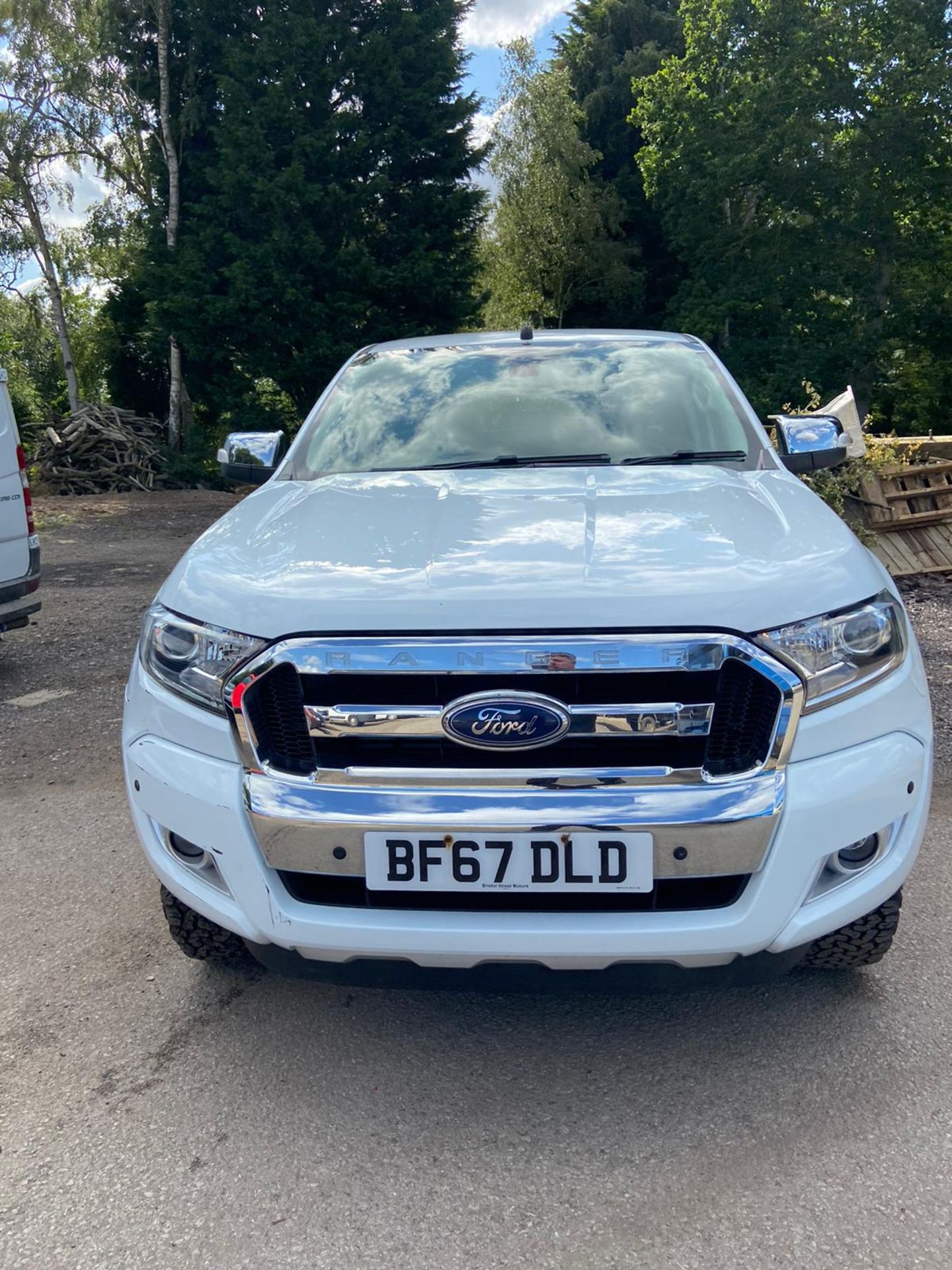 2017/67 FORD RANGER LIMITED 4X4 TDCI WHITE PICK UP, 2.2 DIESEL, 76K MILES, 6 SPEED MANUAL *PLUS VAT* - Image 2 of 13