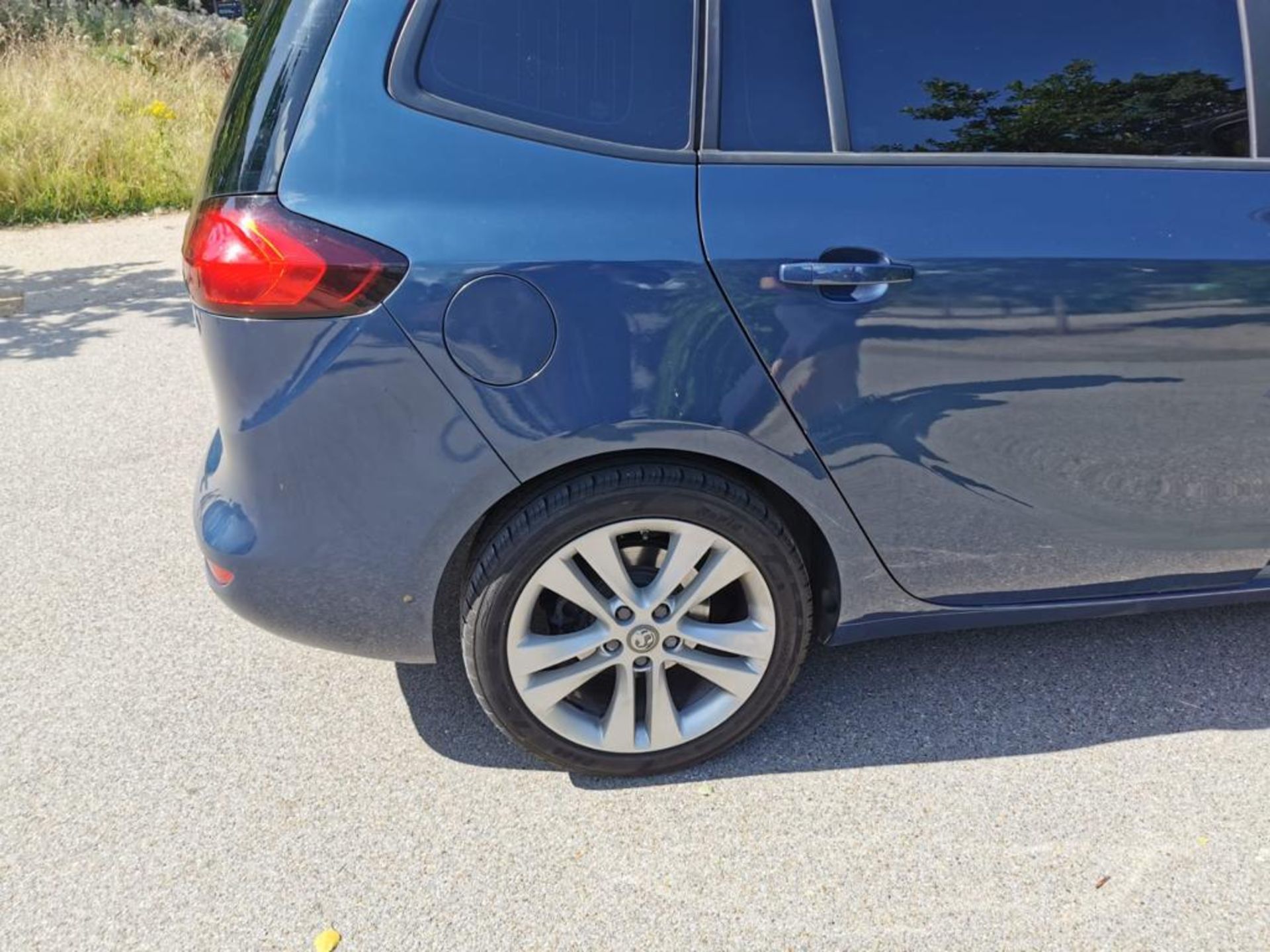 2015 VAUXHALL ZAFIRA TOURER SRI CDTI BLUE 7 SEATER MPV, 2.0 DIESEL, 18,537 MILES *NO VAT* - Image 11 of 24