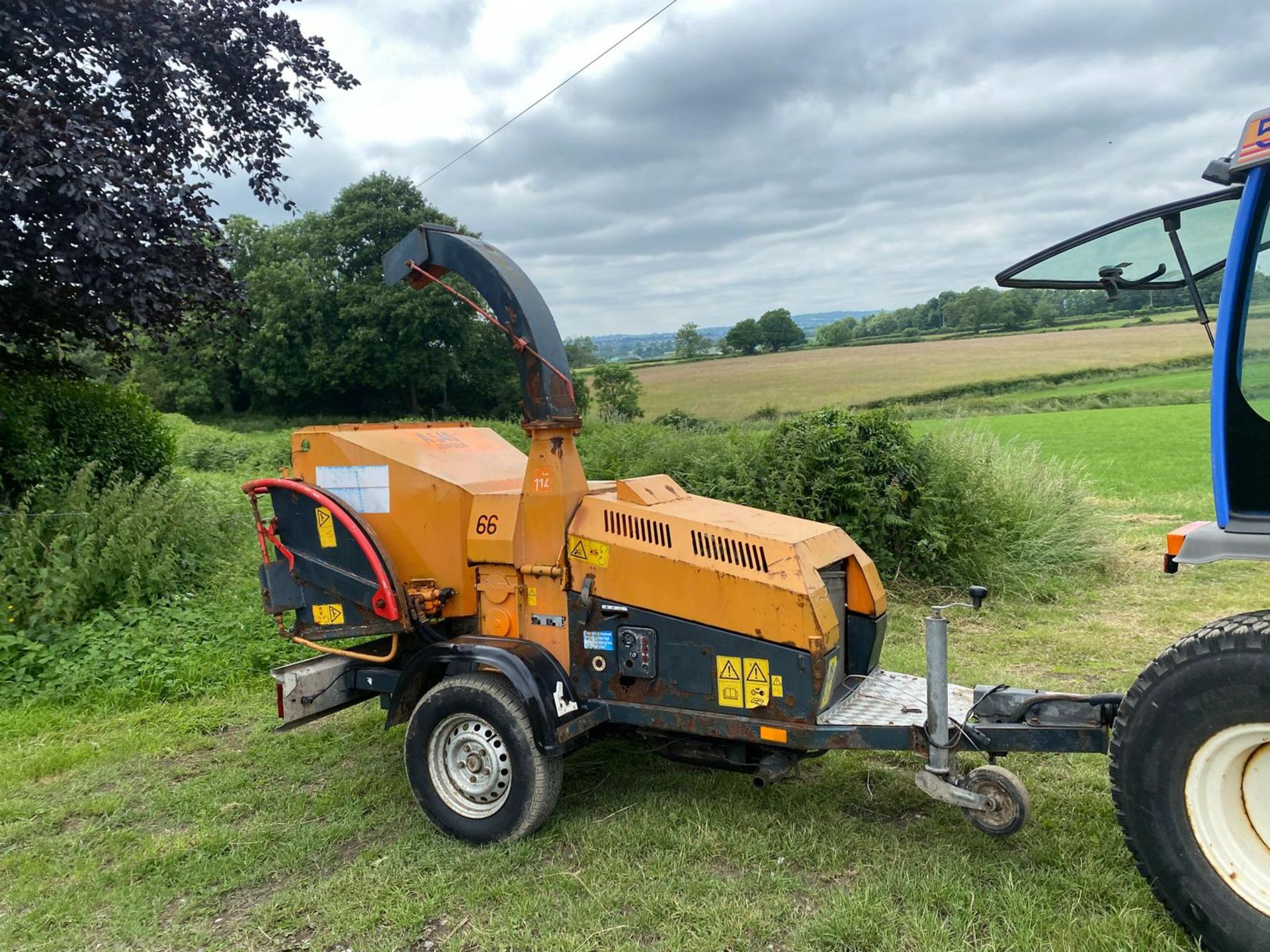 JENSEN A540 FAST TOW WOOD CHIPPER, KUBOTA DIESEL ENGINE, RUNS WORKS AND CIPPS *PLUS VAT* - Image 2 of 6