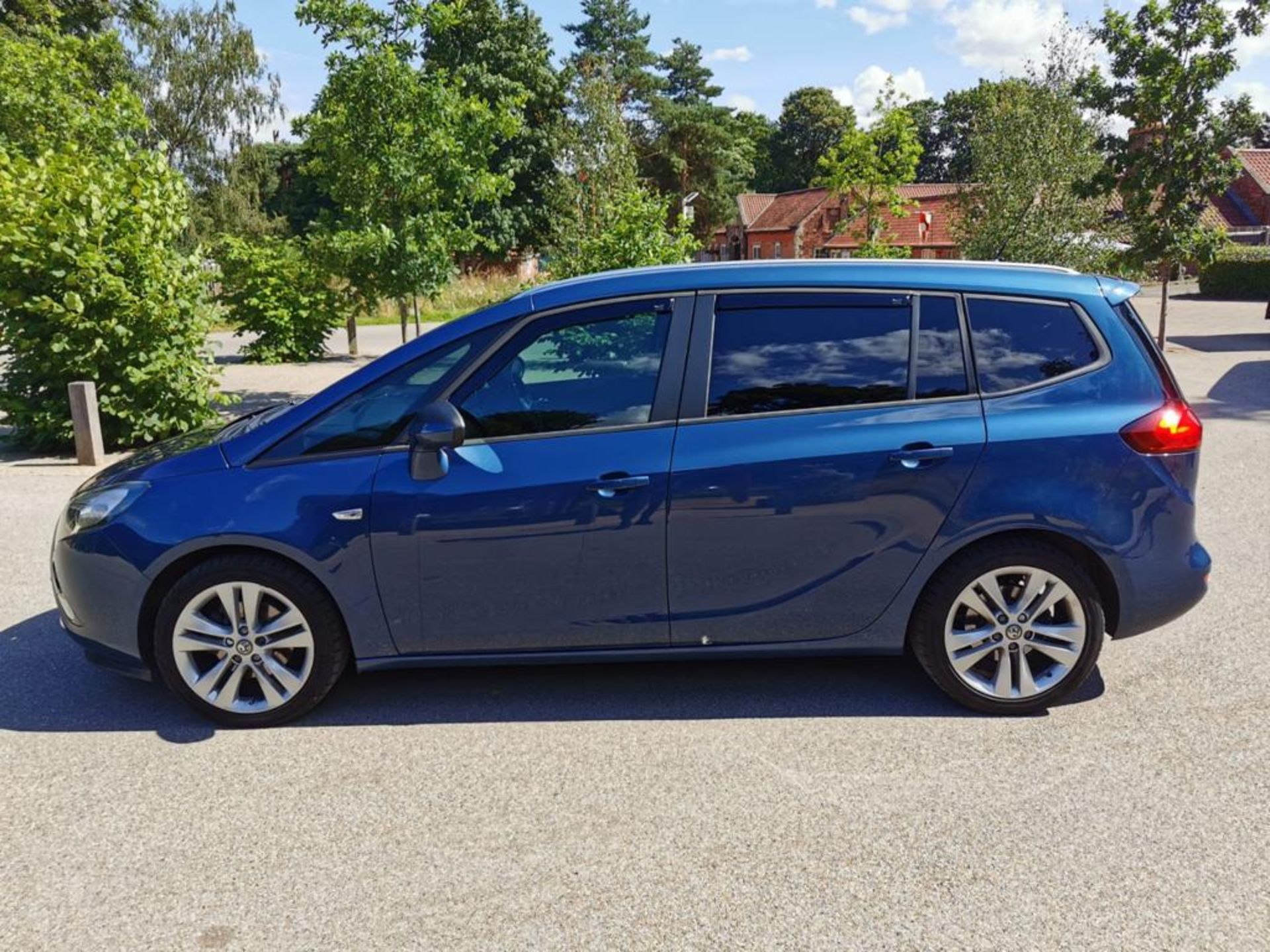 2015 VAUXHALL ZAFIRA TOURER SRI CDTI BLUE 7 SEATER MPV, 2.0 DIESEL, 18,537 MILES *NO VAT* - Image 4 of 24