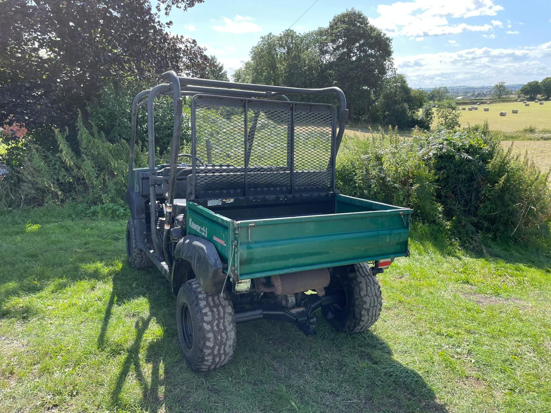 2009 KAWASAKI MULE 4010 4 SEATER TWIN CAB BUGGI. RUNS AND DRIVES, SHOWING 2158 HOURS *NO VAT* - Image 5 of 10