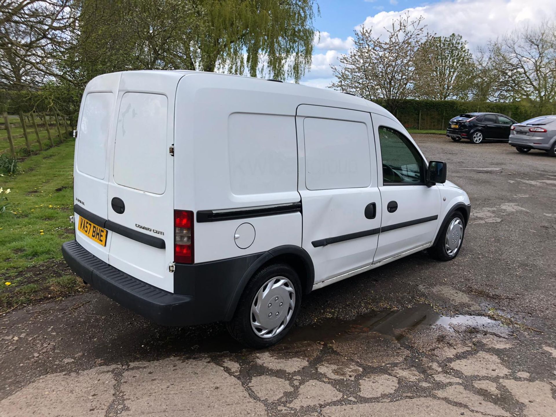 2007 VAUXHALL COMBO CREW 2000 CDTI WHITE FACTORY CREW VAN, 1.2 DIESEL ENGINE, 177,677 MILES *NO VAT* - Image 8 of 14