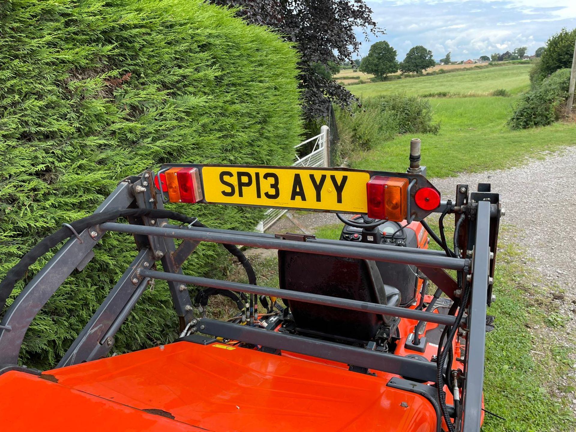 2013 KUBOTA G23-II RIDE ON HIGH TIP MOWER, RUNS AND DRIVES, SHOWING A LOW 771 HOURS *PLUS VAT* - Image 8 of 10