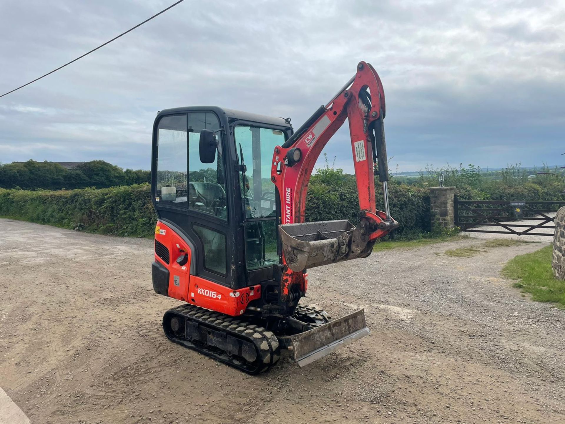 2017 KUBOTA KX016-4 MINI DIGGER, RUNS, DRIVES AND DIGS, SHOWING A LOW 1216 HOURS *PLUS VAT* - Image 5 of 20