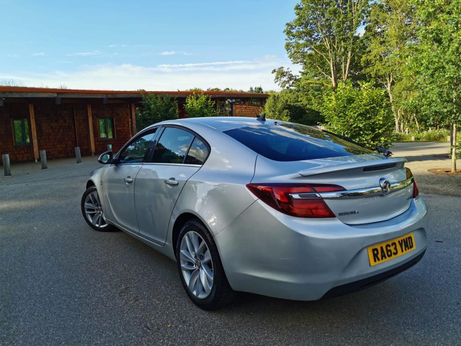 2014 VAUXHALL INSIGNIA SR NAV CDTI ECO S/S SILVER 5 DOOR HATCHBACK, 2.0 DIESEL, 45,345 MILES *NO VAT - Image 5 of 25