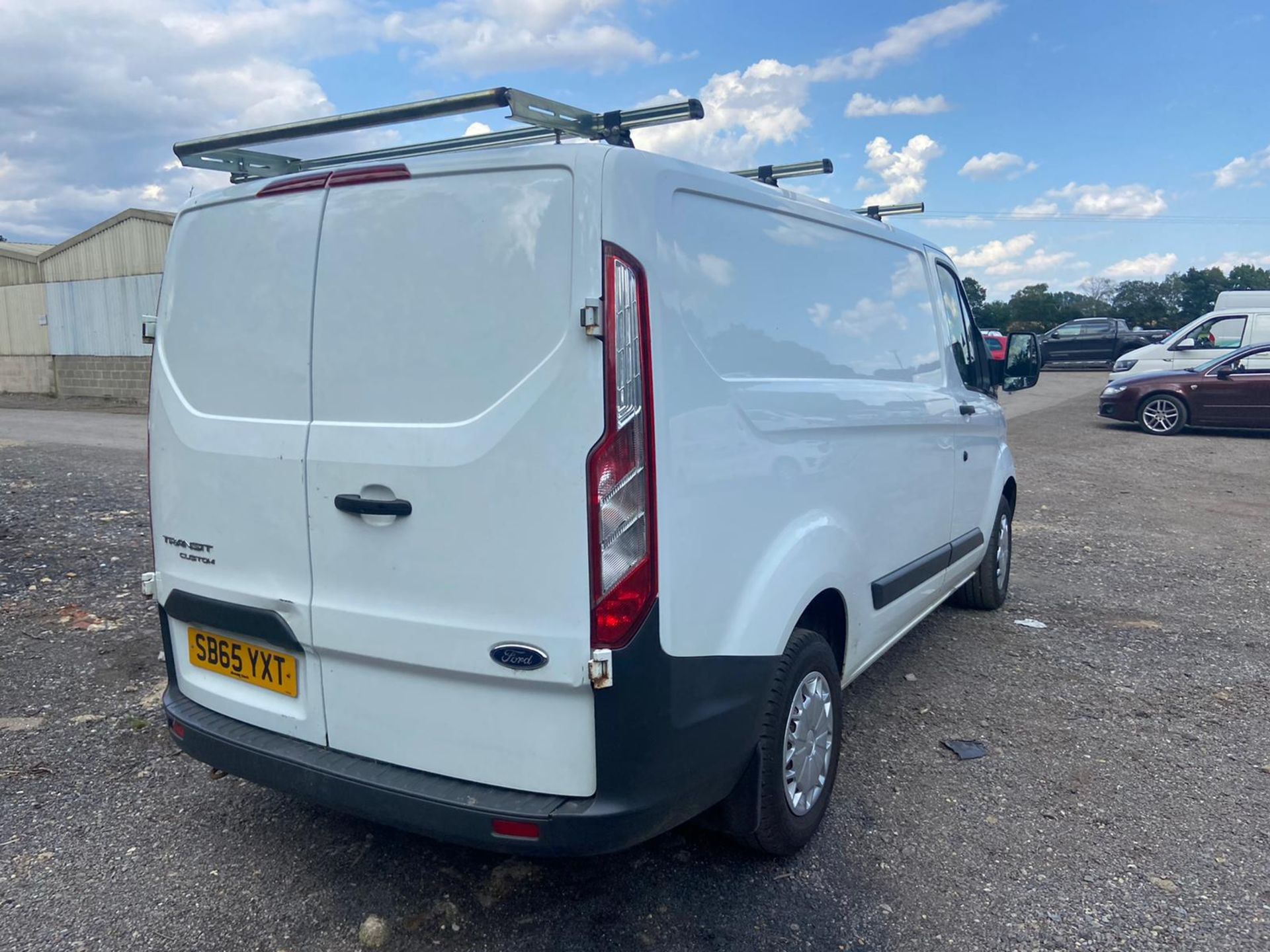 2016/65 FORD TRANSIT CUSTOM 270 ECO-TECH WHITE PANEL VAN, 2.2 DIESEL ENGINE, 58K MILES *PLUS VAT* - Image 7 of 10