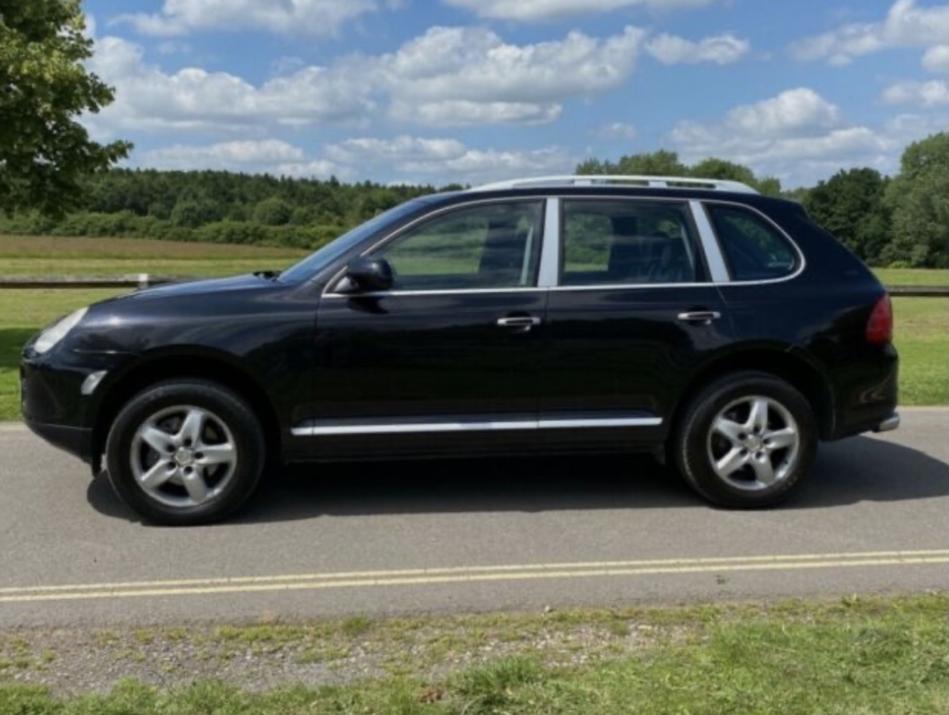 2004 PORSCHE CAYENNE TIPTRONIC S 3.2 PETROL 4x4 BLACK ESTATE, AUTOMATIC, 150K MILES *NO VAT* - Image 3 of 10