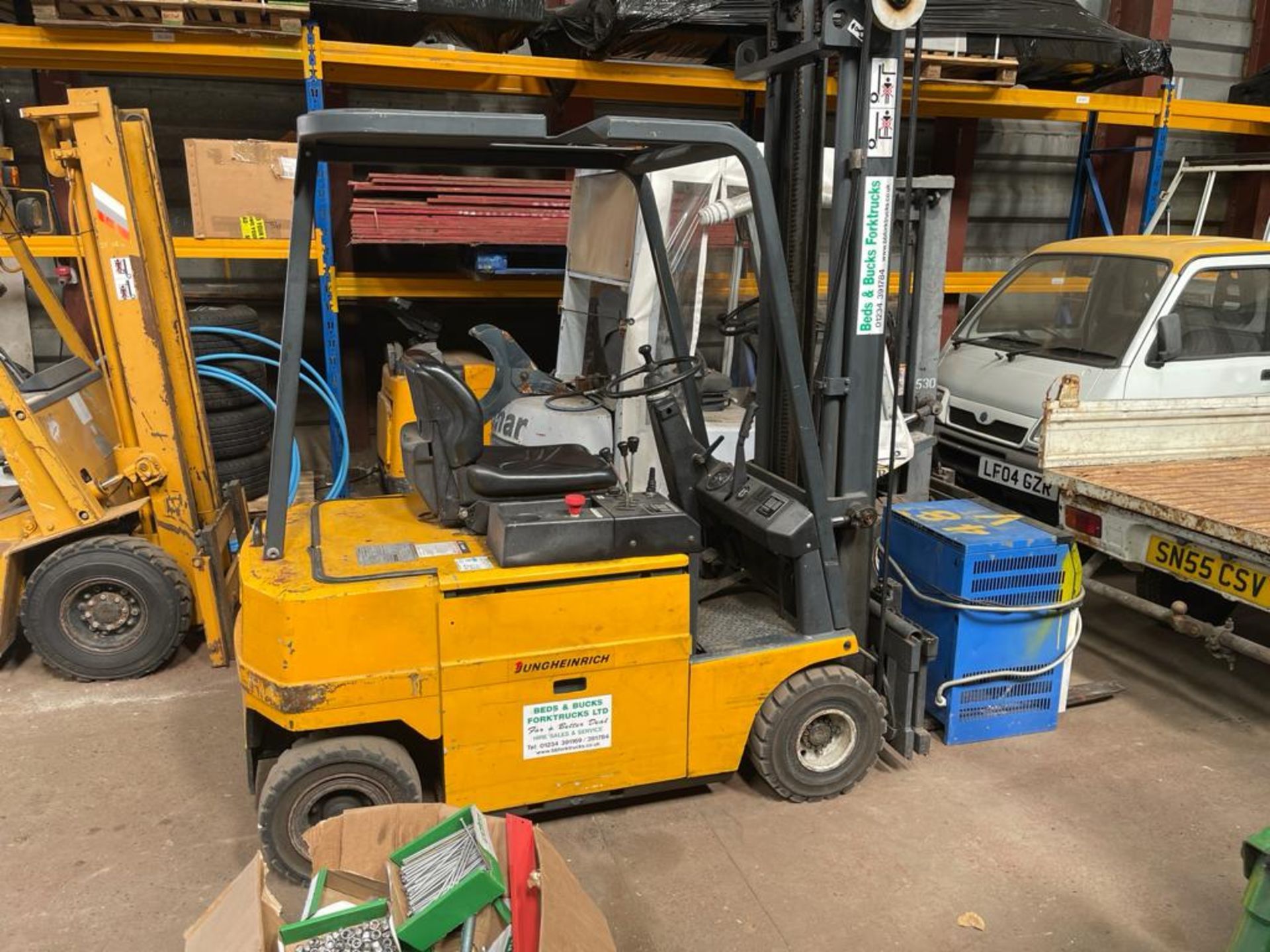 BOSS KE18 ELECTRIC FORKTRUCK, VERY GOOD WORKING ORDER, 8691 HOURS *PLUS VAT* - Image 2 of 9