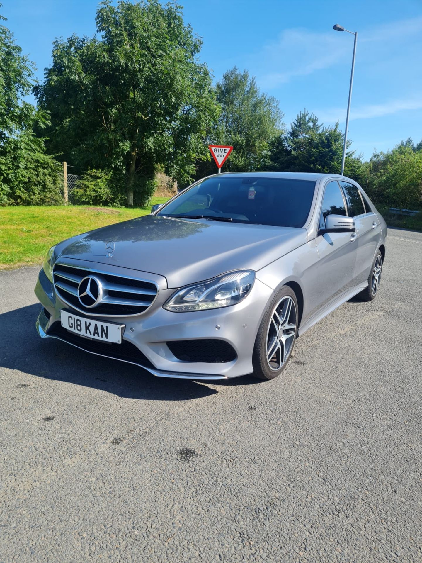 2015 MERCEDES-BENZ E350 AMG LINE BLUETEC AUTO SILVER SALOON, 100,506 MILES, 2987cc DIESEL *NO VAT* - Image 2 of 6