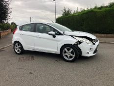 2012 FORD FIESTA ZETEC WHITE 5 DOOR HATCHBACK, 1.2 PETROL ENGINE, 107K MILES *NO VAT*