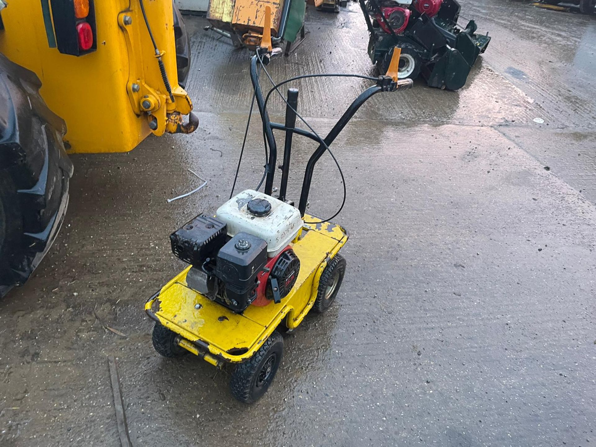 2012 GARDEN MASTER TURF CUTTER, RUNS DRIVES AND WORKS, GREAT COMPRESSION *NO VAT* - Image 2 of 10