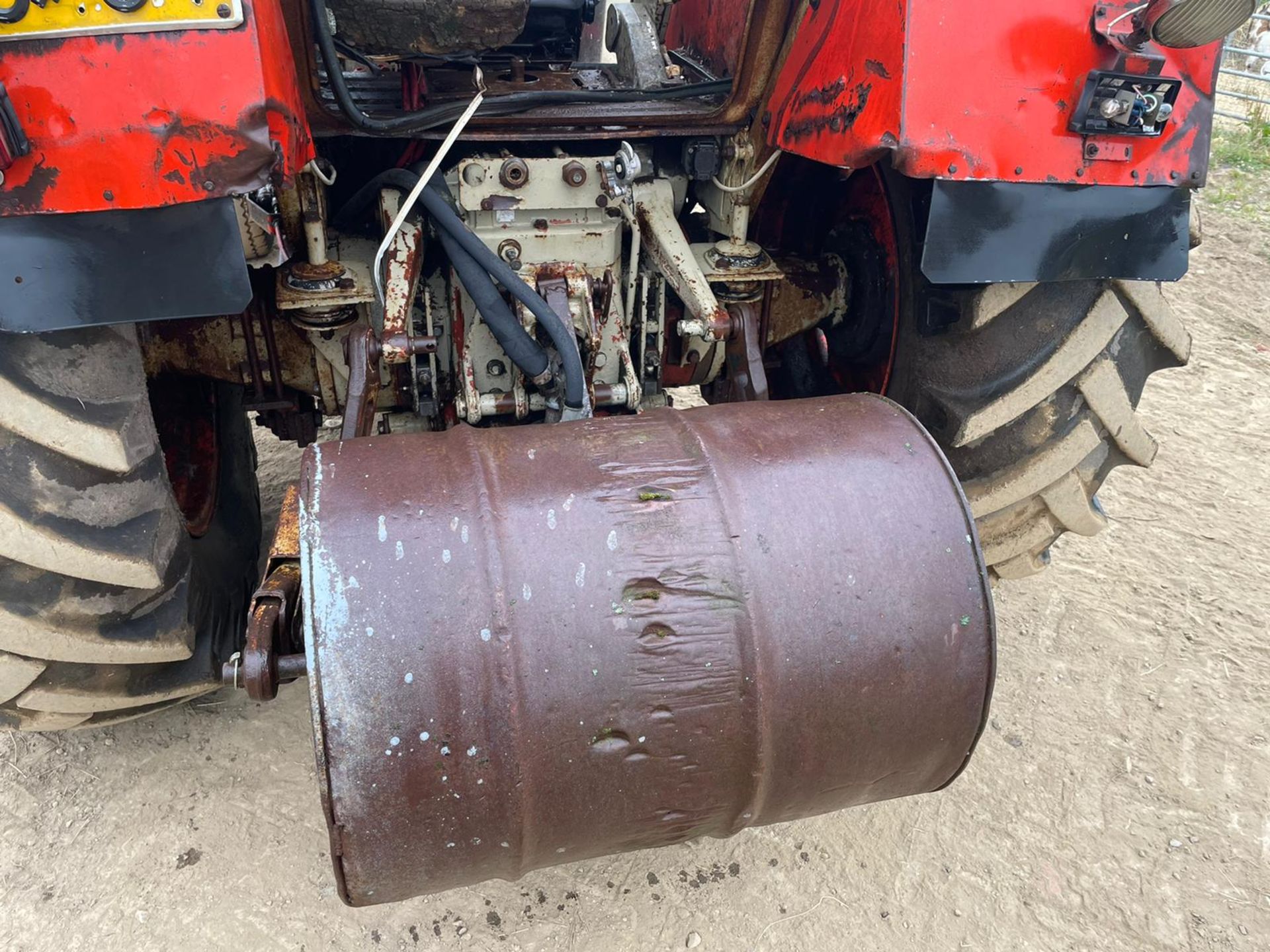 ZETOR CRYSTAL 8011 TRACTOR WITH LOADER, BALE SPIKE AND REAR WEIGHT, ROAD REGISTERED *PLUS VAT* - Image 9 of 10