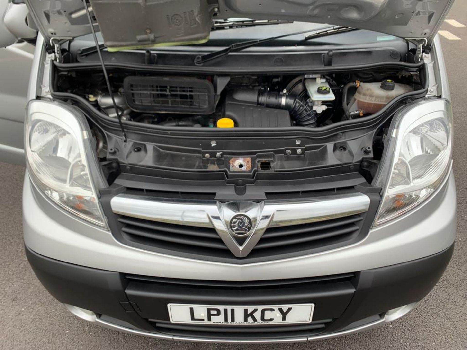 2011 VAUXHALL VIVARO 2900 SPORT CDTI SW SILVER PANEL VAN, 2.0 DIESEL, 135,848 MILES *NO VAT* - Image 9 of 19