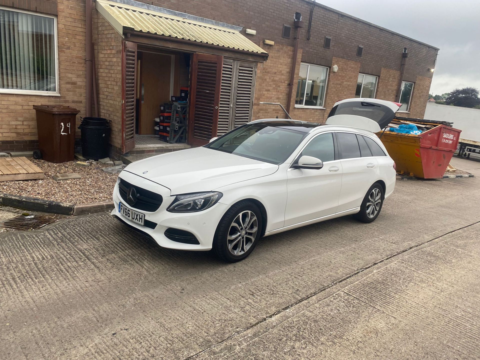 2016/66 MERCEDES-BENZ C 220 SPORT PREMIUM D AUTO WHITE ESTATE, 2.2 DIESEL, 158K MILES *NO VAT* - Image 2 of 9