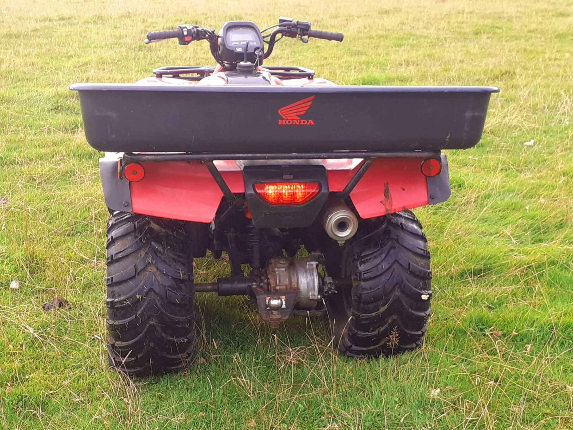 2009 HONDA FOURTRAX TRX 250 FARM QUAD BIKE, 1389 HOURS, MANUAL GEAR SHIFT WITH REVERSE *NO VAT* - Image 6 of 9