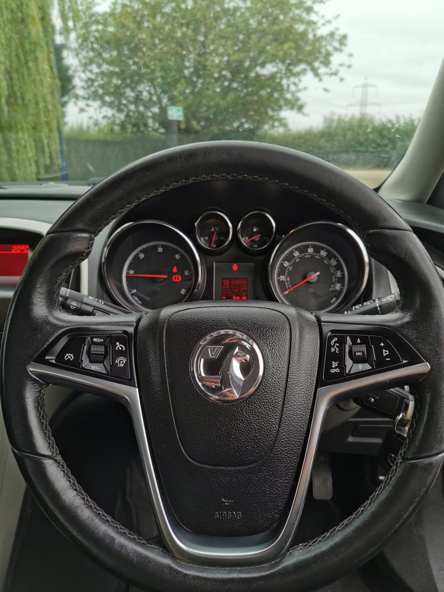 2013 VAUXHALL ASTRA ENERGY CDTI RED HATCHBACK, 1.7 DIESEL, SHOWING 2 PREVIOUS KEEPERS - Image 15 of 18