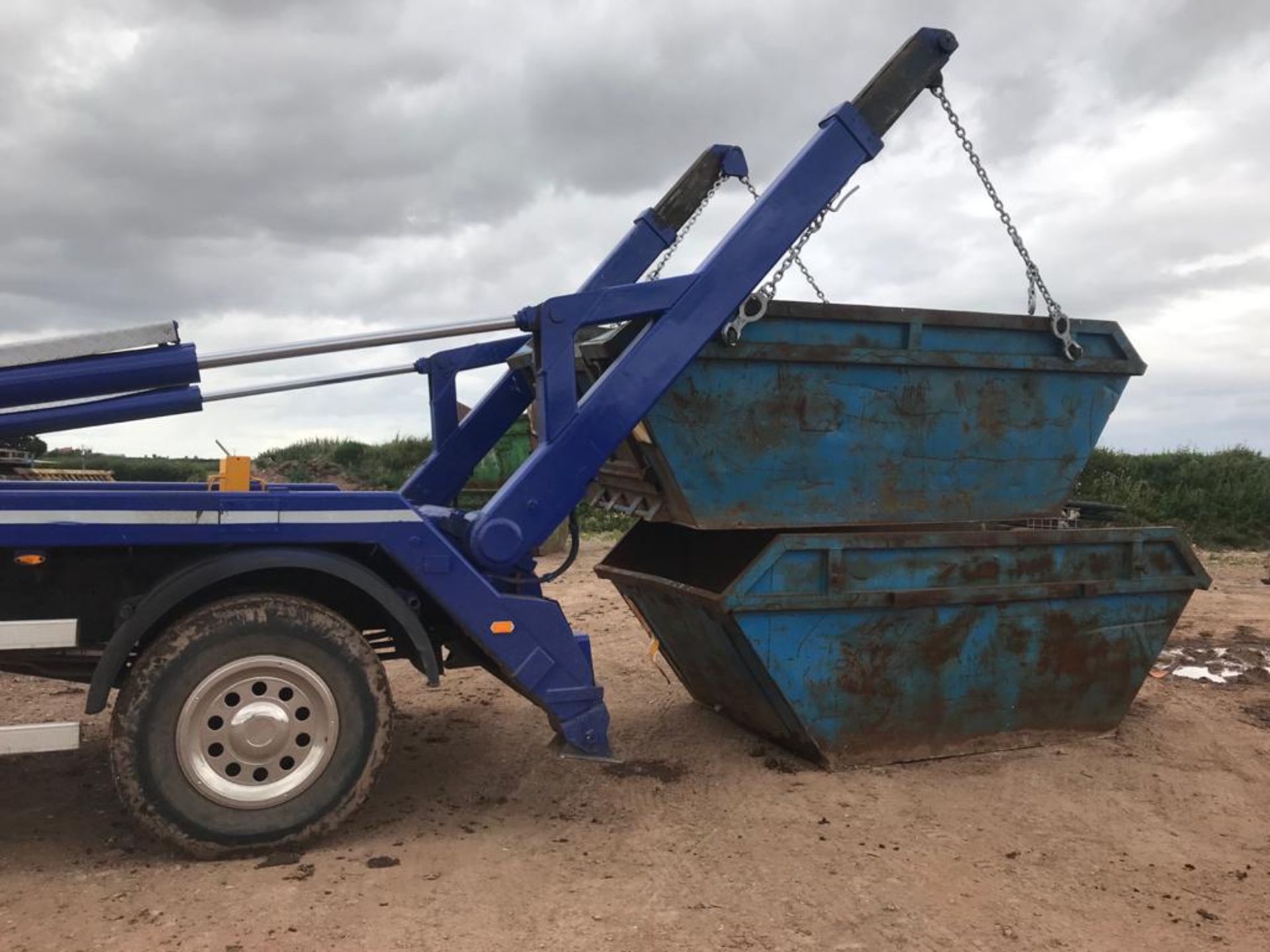 3 x 10 YARD SKIPS, ALL HAVE GOOD FLOORS AND IN SERVICEABLE CONDITION *NO VAT* - Image 4 of 4