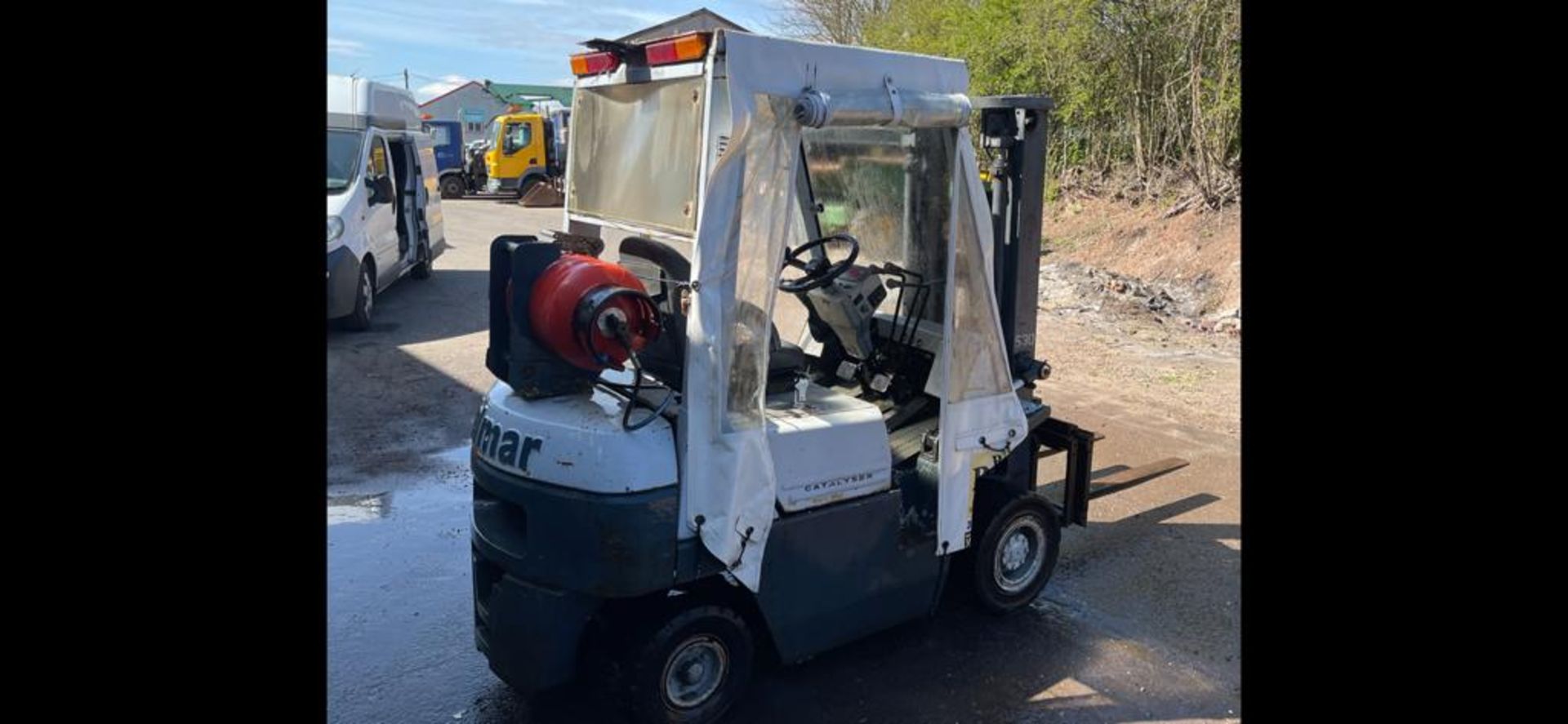 KALMAR 1.6T GAS CONTAINER SPEC FORKLIFT, STARTS DRIVES AND LIFTS TO 3.3M *PLUS VAT* - Image 17 of 17