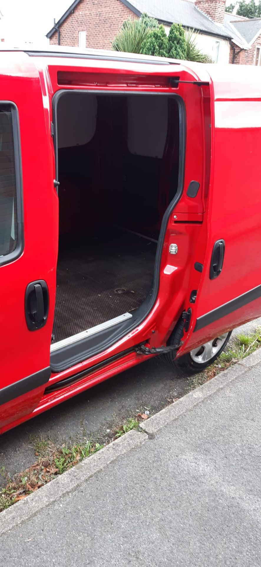 2013 FIAT DOBLO 16V MULTIJET RED PANEL VAN, 1.3 DIESEL ENGINE, 61,935 MILES *PLUS VAT* - Image 6 of 12