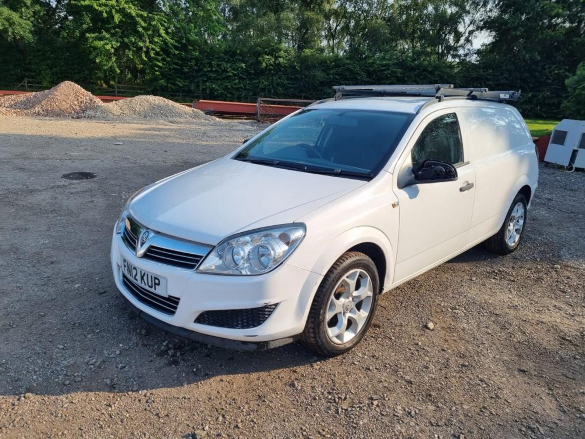 2012 VAUXHALL ASTRA CLUB ECOFLEX WHITE VAN, 112K MILES, 107 DIESEL ENGINE *NO VAT* - Image 3 of 7