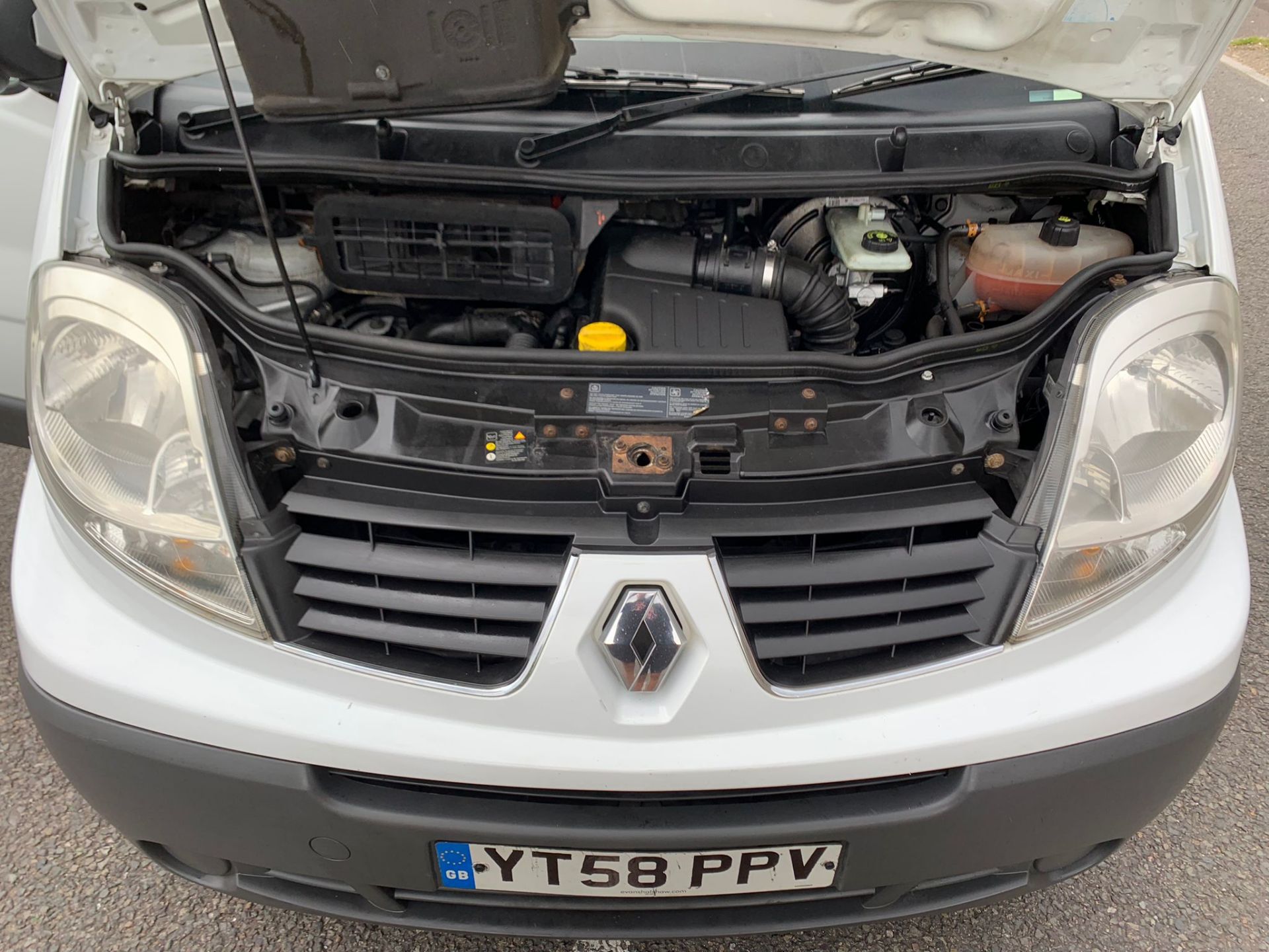 2008/58 REG RENAULT TRAFIC SL27+ DCI 115 2.0 DIESEL PANEL VAN, SHOWING 3 FORMER KEEPERS *NO VAT* - Image 9 of 16