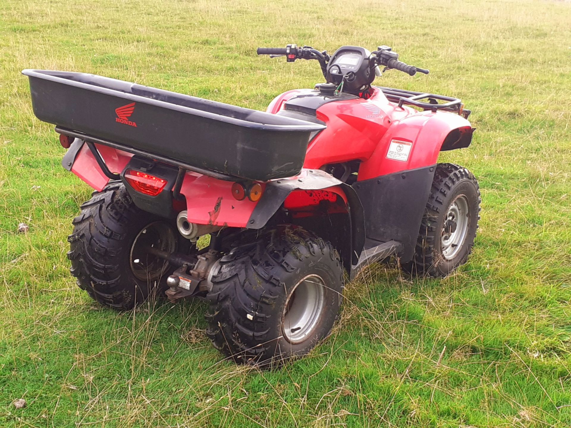 2009 HONDA FOURTRAX TRX 250 FARM QUAD BIKE, 1389 HOURS, MANUAL GEAR SHIFT WITH REVERSE *NO VAT* - Image 7 of 9