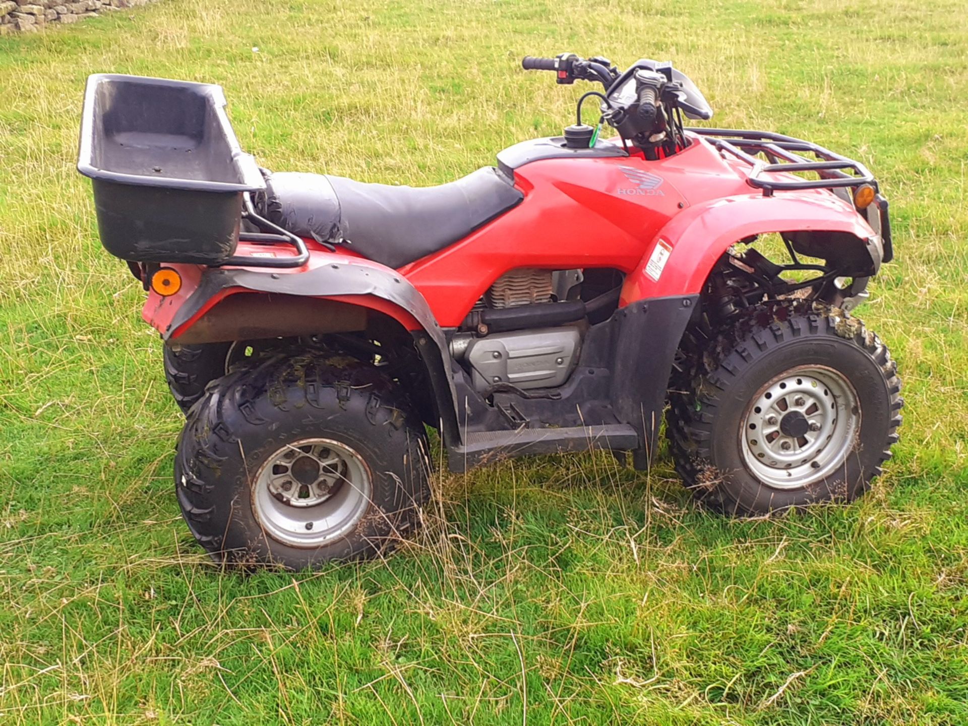 2009 HONDA FOURTRAX TRX 250 FARM QUAD BIKE, 1389 HOURS, MANUAL GEAR SHIFT WITH REVERSE *NO VAT* - Image 8 of 9