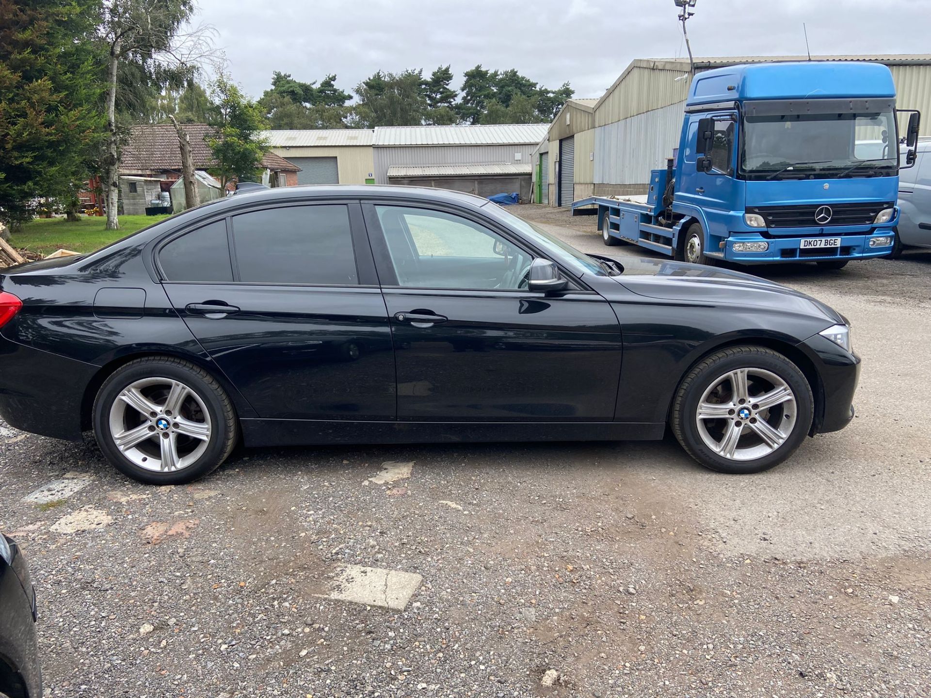 2012/62 BMW 318D SE BLACK SALOON, 109K MILES, 2.0 DIESLE ENGINE, 6 SPEED MANUAL *NO VAT* - Image 7 of 13