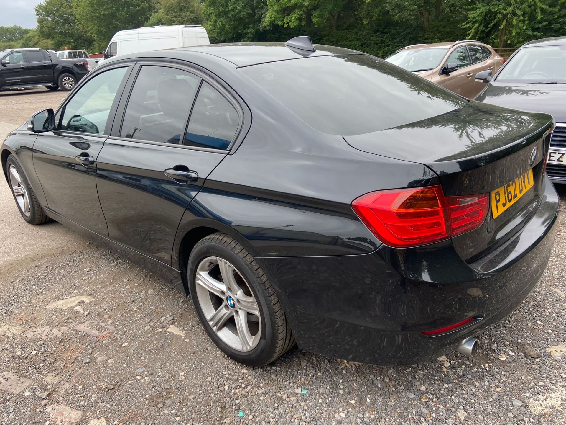 2012/62 BMW 318D SE BLACK SALOON, 109K MILES, 2.0 DIESLE ENGINE, 6 SPEED MANUAL *NO VAT* - Image 5 of 13