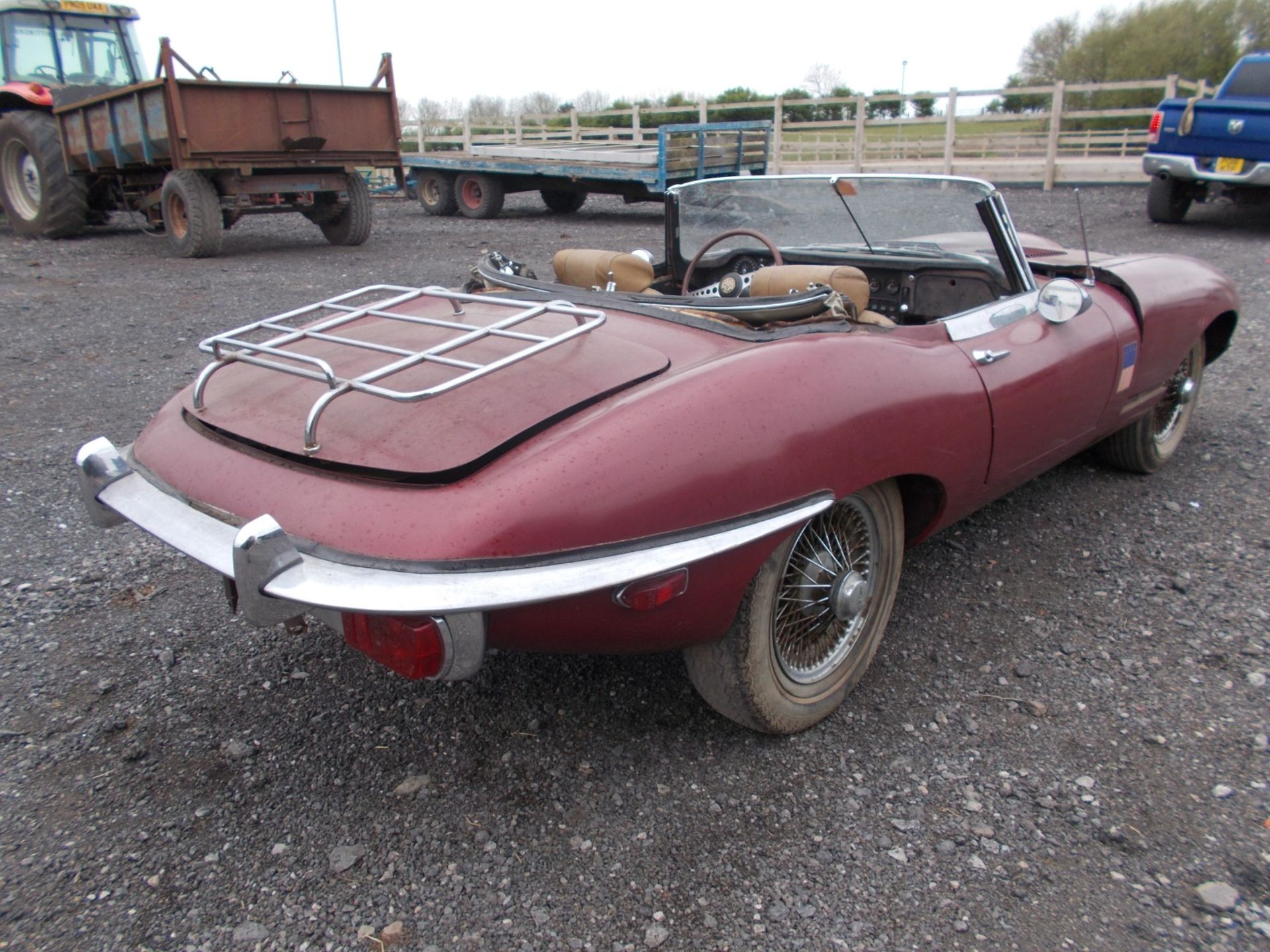 1969 (G) JAGUAR E TYPE SERIES 2 4.2 ROADSTER, 4 SPEED MANUAL, LEFT HAND DRIVE *NO VAT* - Image 7 of 43