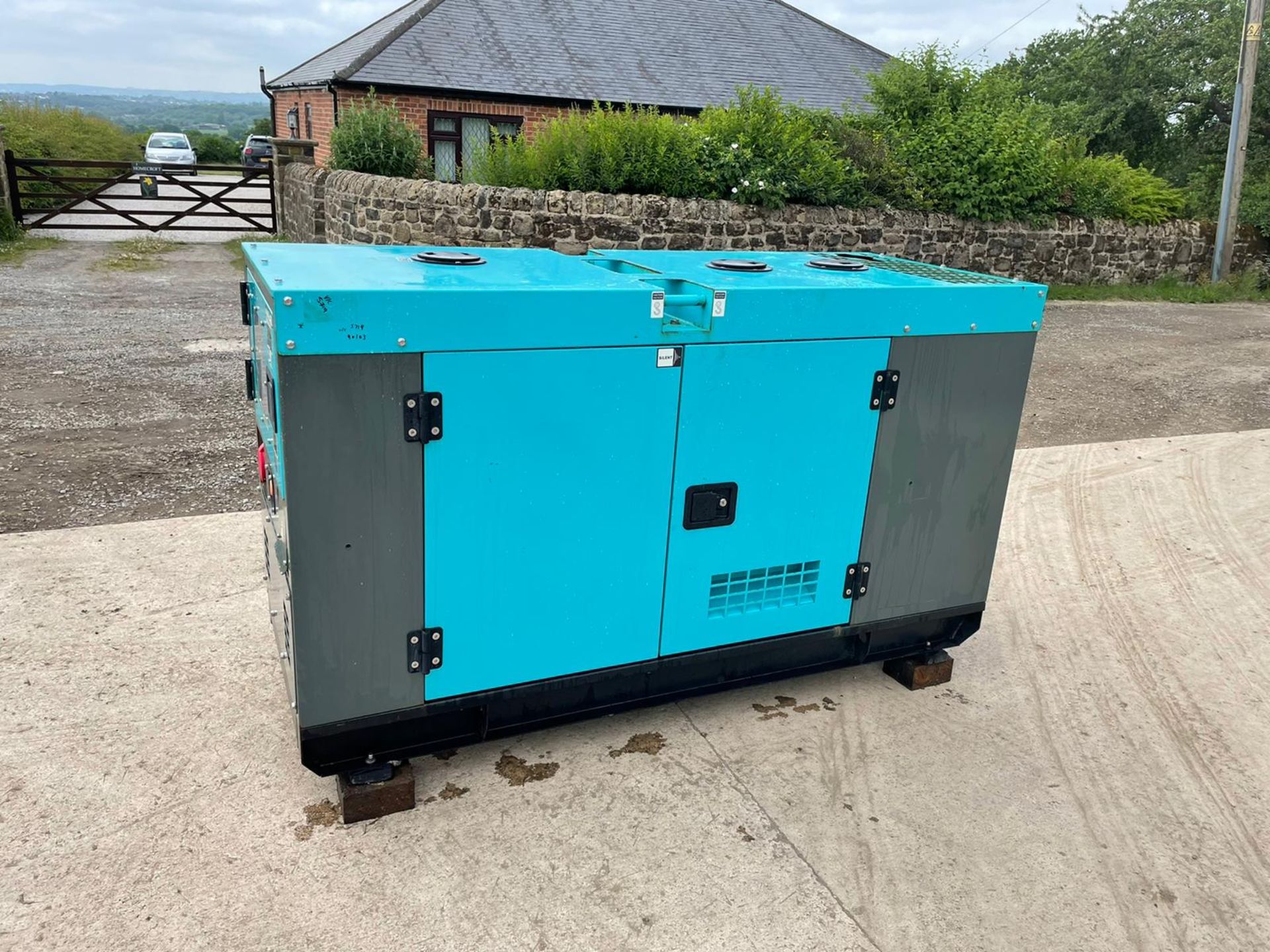 NEW AND UNUSED 2020 25KvA SILENT DIESEL GENERATOR, 4 CYLINDER DIESEL ENGINE *PLUS VAT*