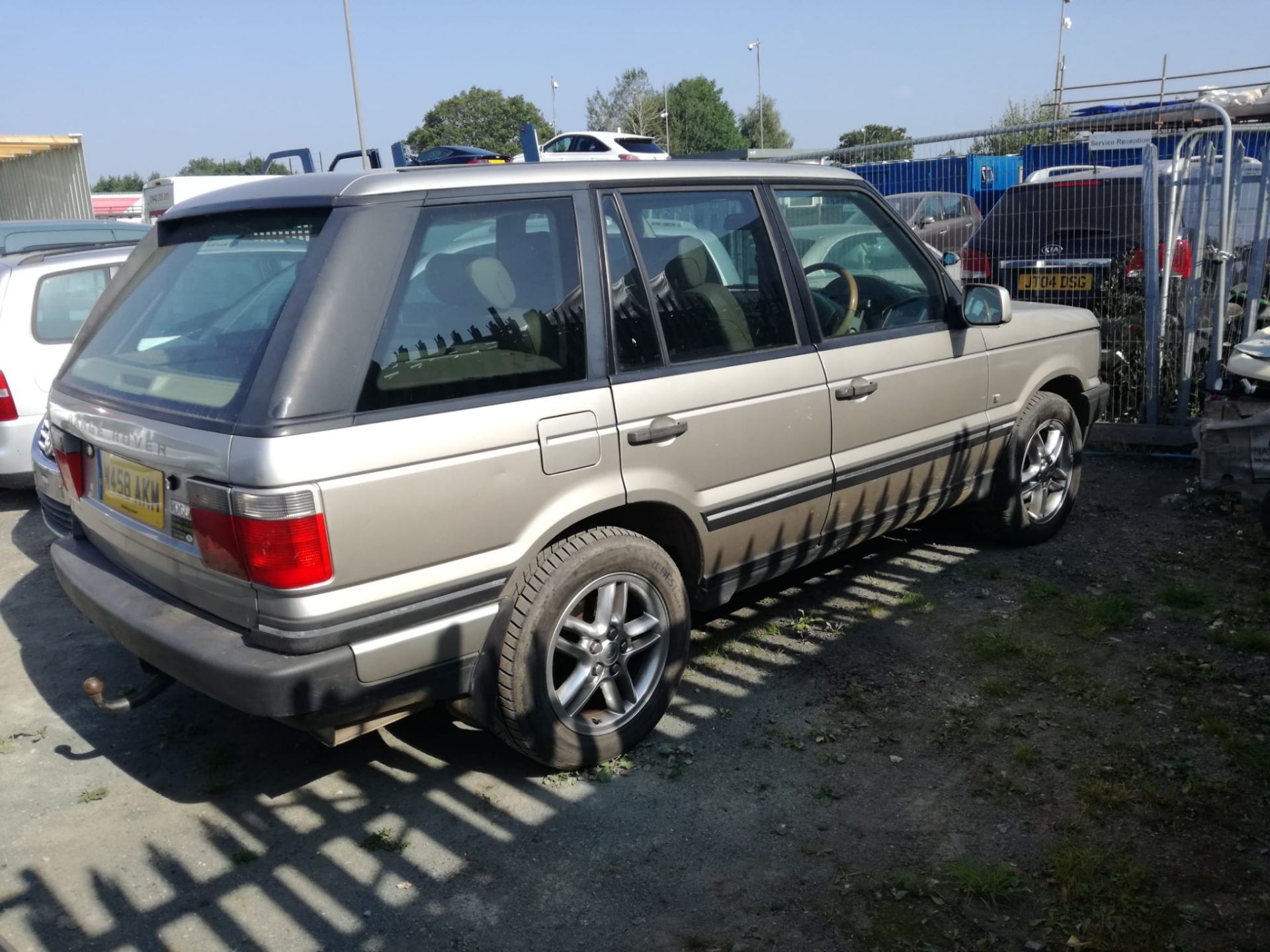 RARE 30th ANNIVERSARY EDITION 2000 RANGE ROVER VOGUE 4.6 PETROL, AUTOMATIC, 110k MILES *NO VAT* - Image 4 of 10