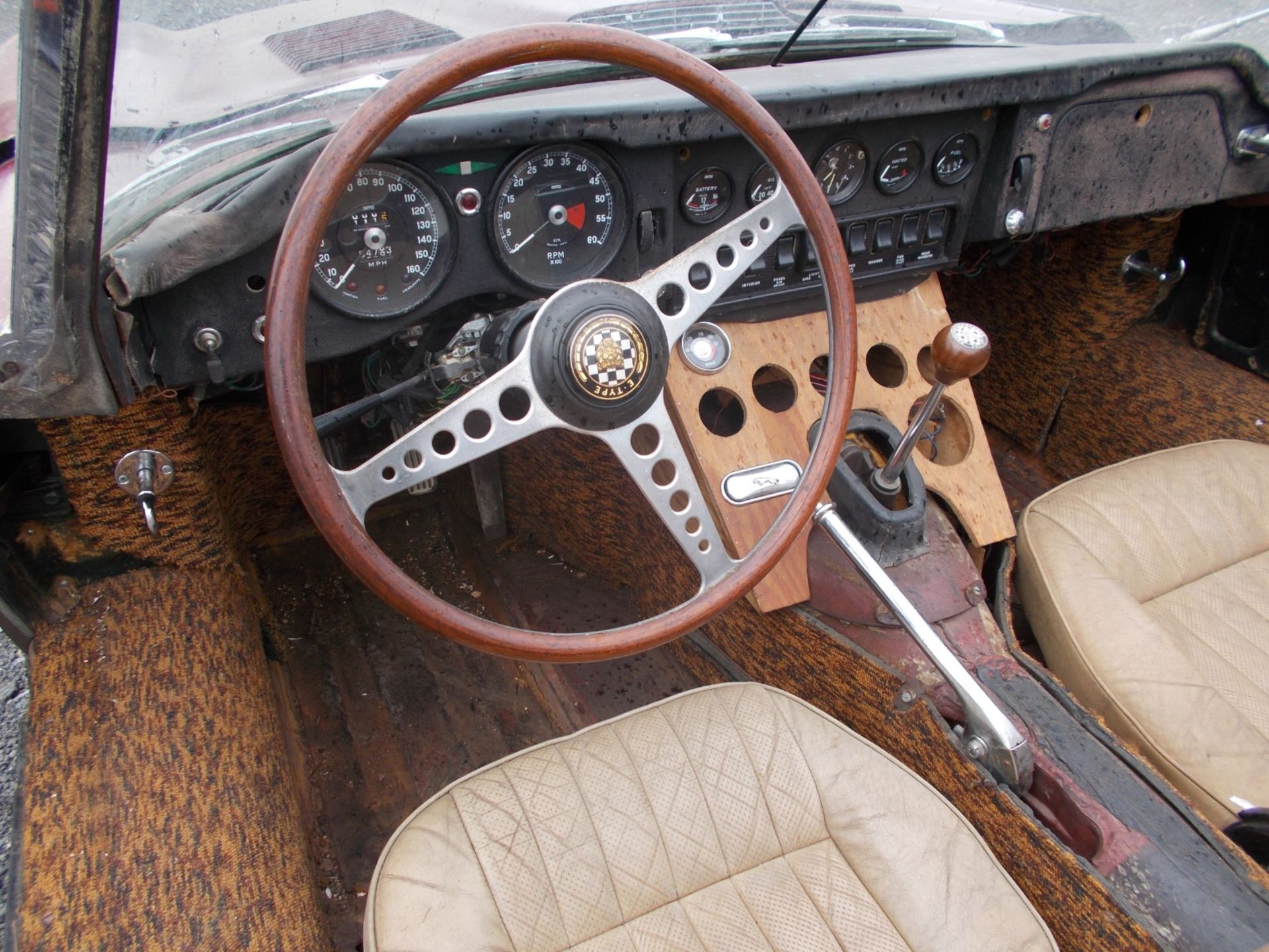 1969 (G) JAGUAR E TYPE SERIES 2 4.2 ROADSTER, 4 SPEED MANUAL, LEFT HAND DRIVE *NO VAT* - Image 12 of 43